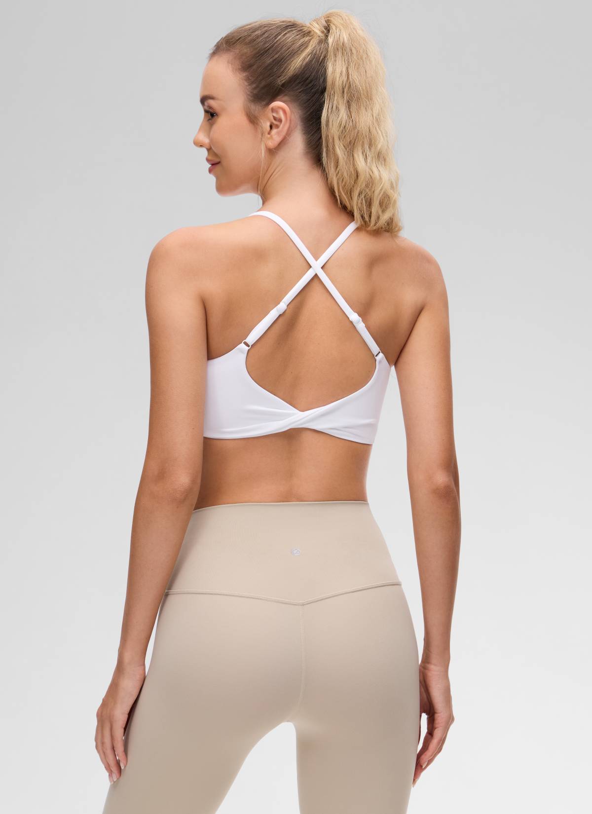 CRZ YOGA Sujetador Butterluxe con Espalda Cruzada para Mujer blanco