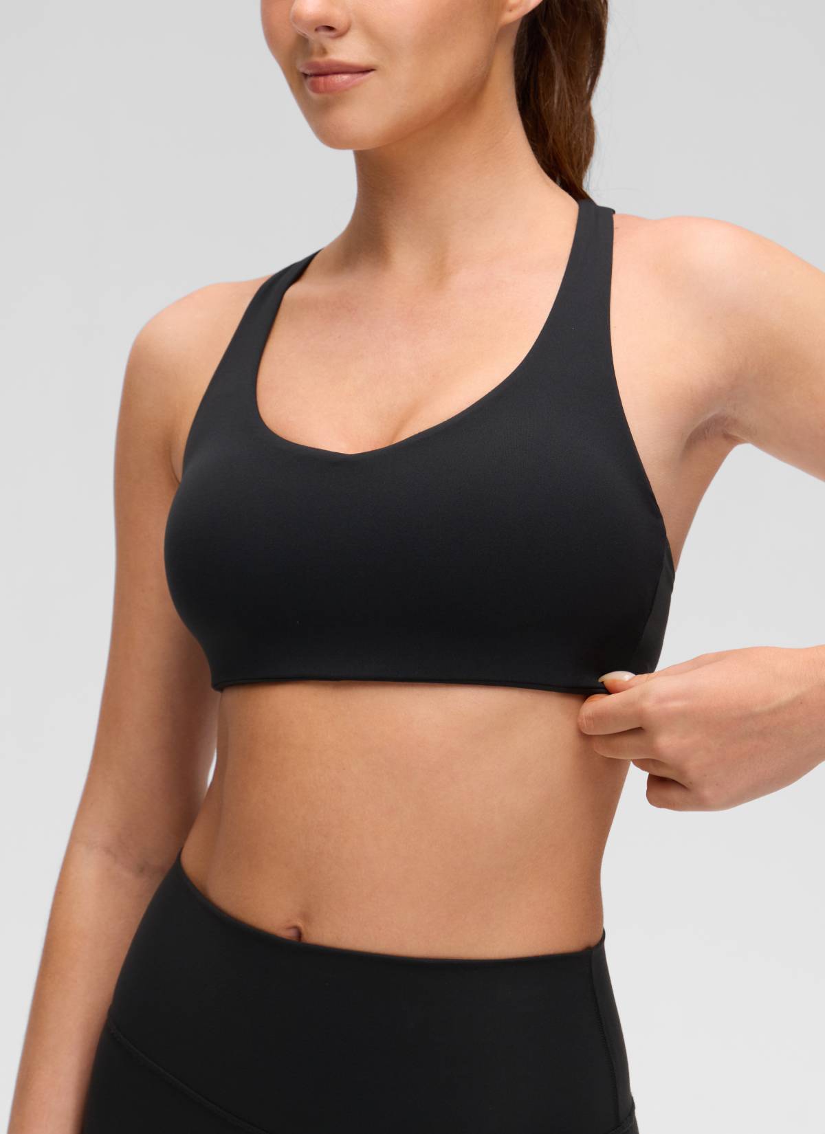 CRZ YOGA Mujer Sujetador Deportivo Butterluxe con Escote en V y Tiras Negro
