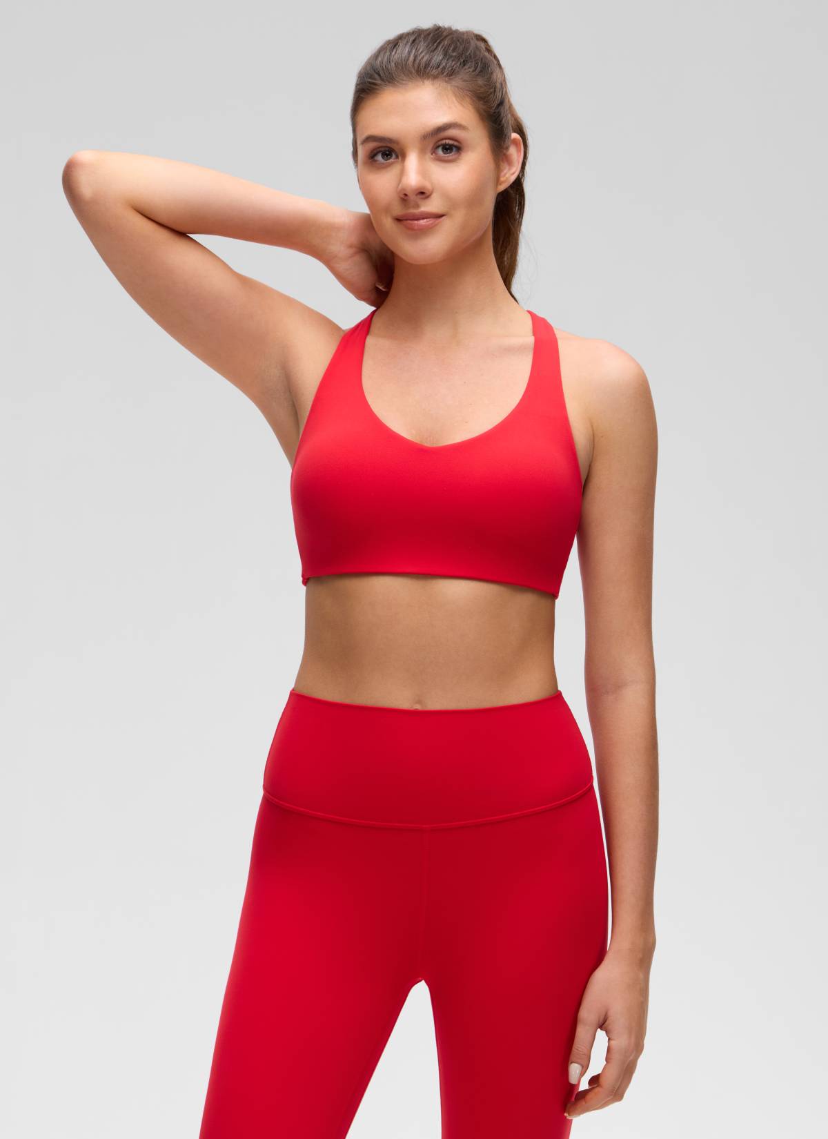 CRZ YOGA Mujer Sujetador Deportivo Butterluxe con Escote en V y Tiras Rojo Aurora