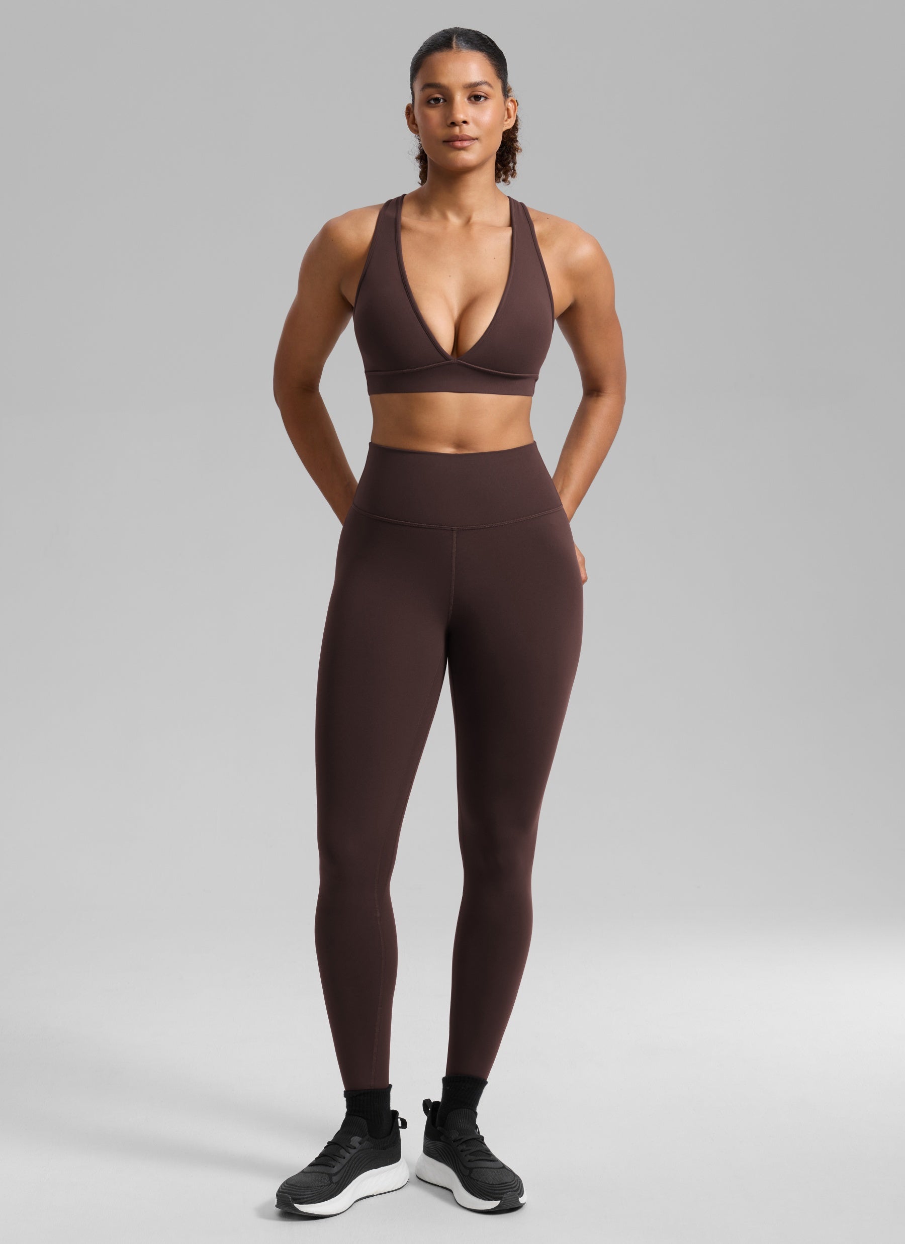 CRZ YOGA Women Butterlift® Sujetador Espalda Cruzada Tirantes Anchos Marrón Fudge Caliente