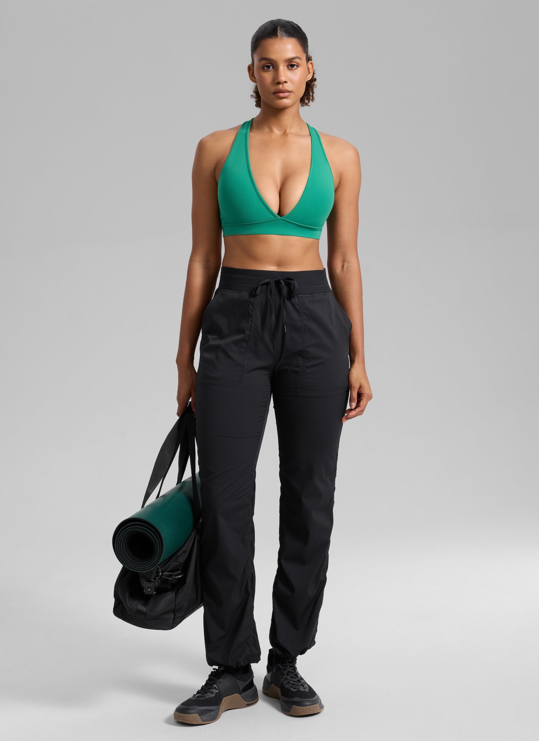 CRZ YOGA Women Butterlift® Sujetador Espalda Cruzada Tirantes Anchos Verde Cascadia