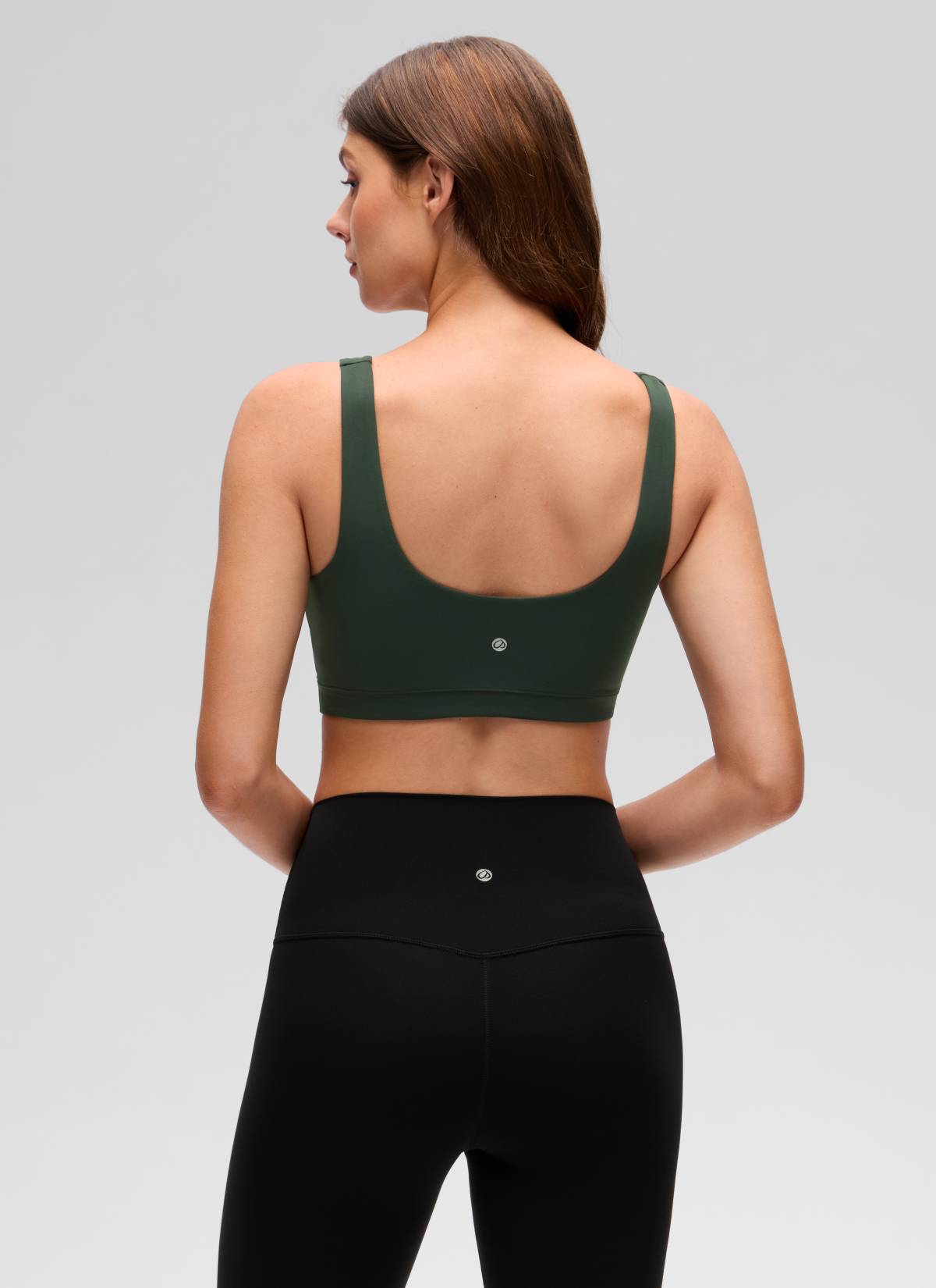 CRZ YOGA Sujetador Butterluxe para Mujer con Espalda en U Leyenda Verde