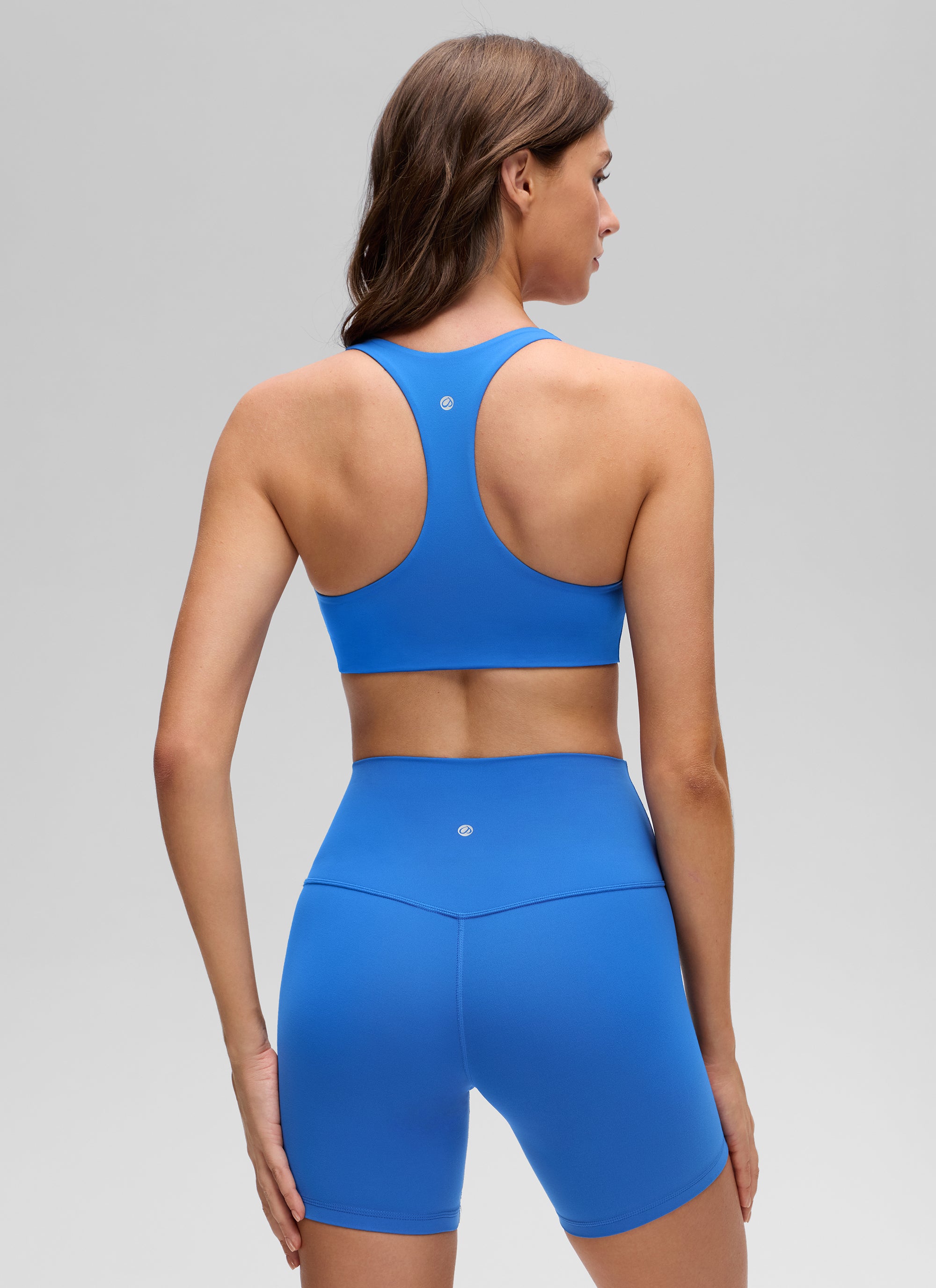 CRZ YOGA Mujer Butterluxe Sujetador con Escote en V y Racerback Azul Destello