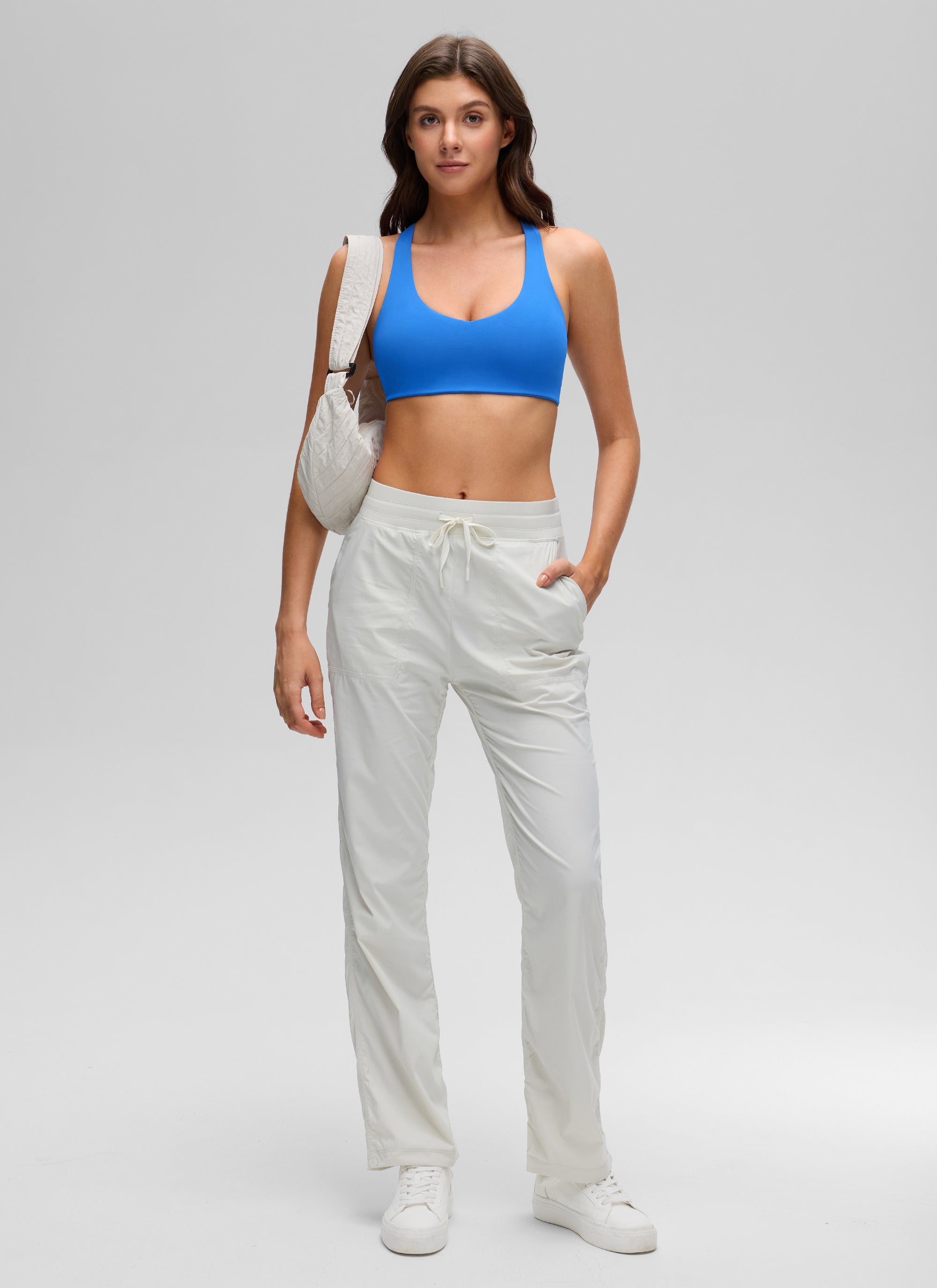 CRZ YOGA Mujer Butterluxe Sujetador con Escote en V y Racerback Azul Destello