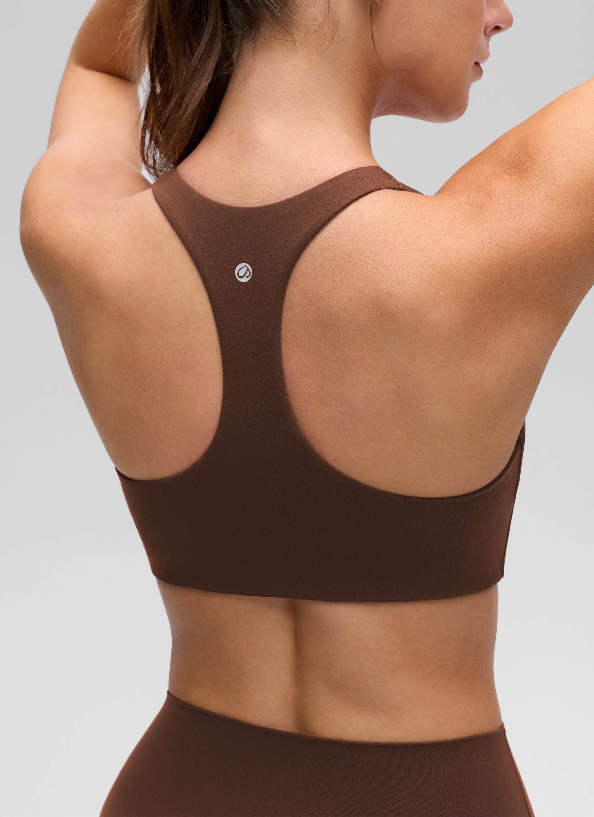 CRZ YOGA Mujer Butterluxe Sujetador con Escote en V y Racerback Marrón Lava