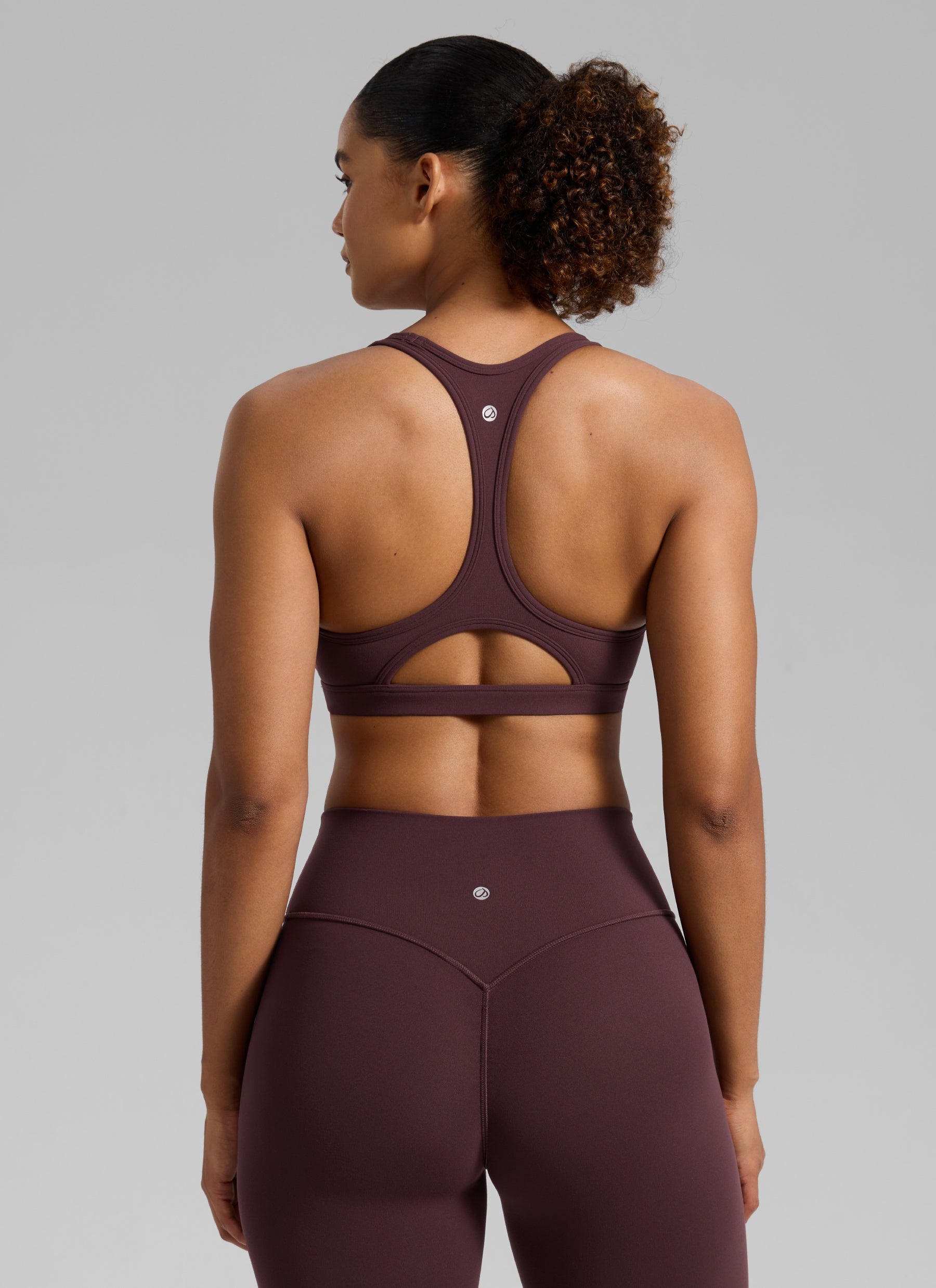 CRZ YOGA Butterlift® Sujetador sport racerback keyhole escote en U Ciruela madura