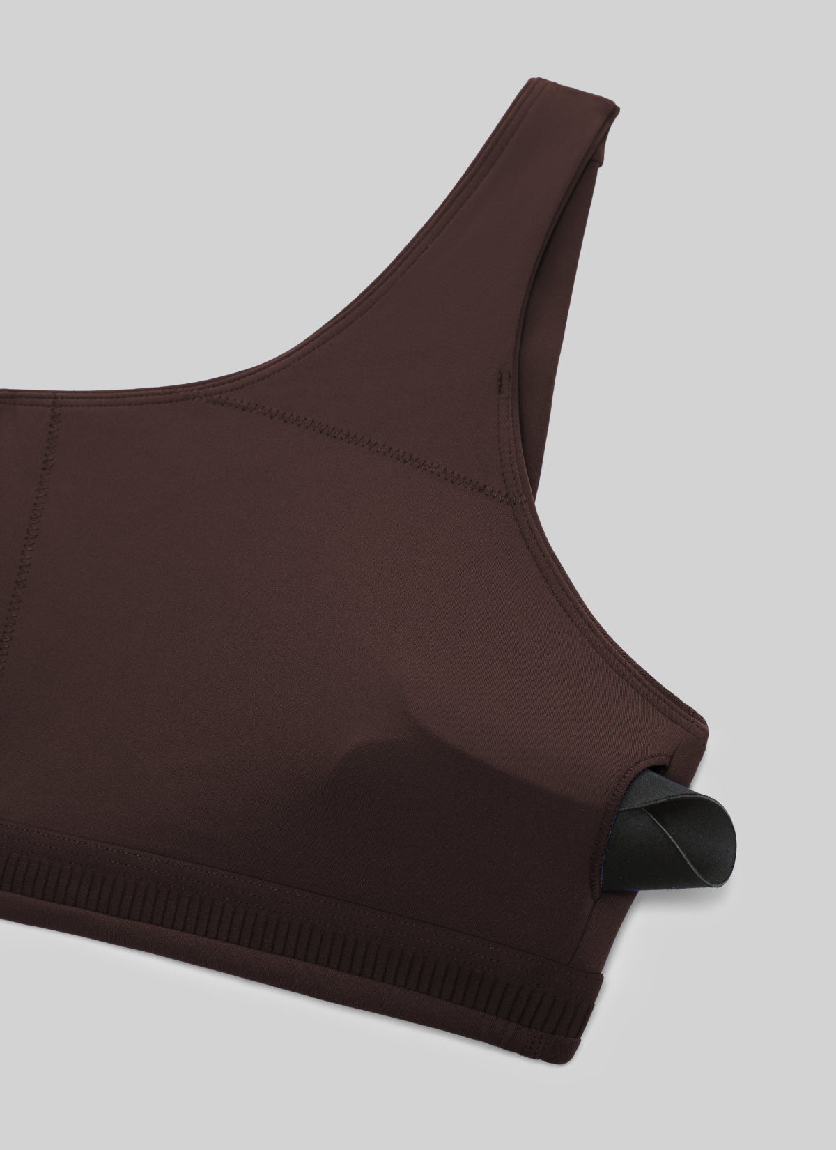 Sujetador Deportivo de Tirantes Asimétricos Mujer Soporte Medio Marrón Fudge Caliente