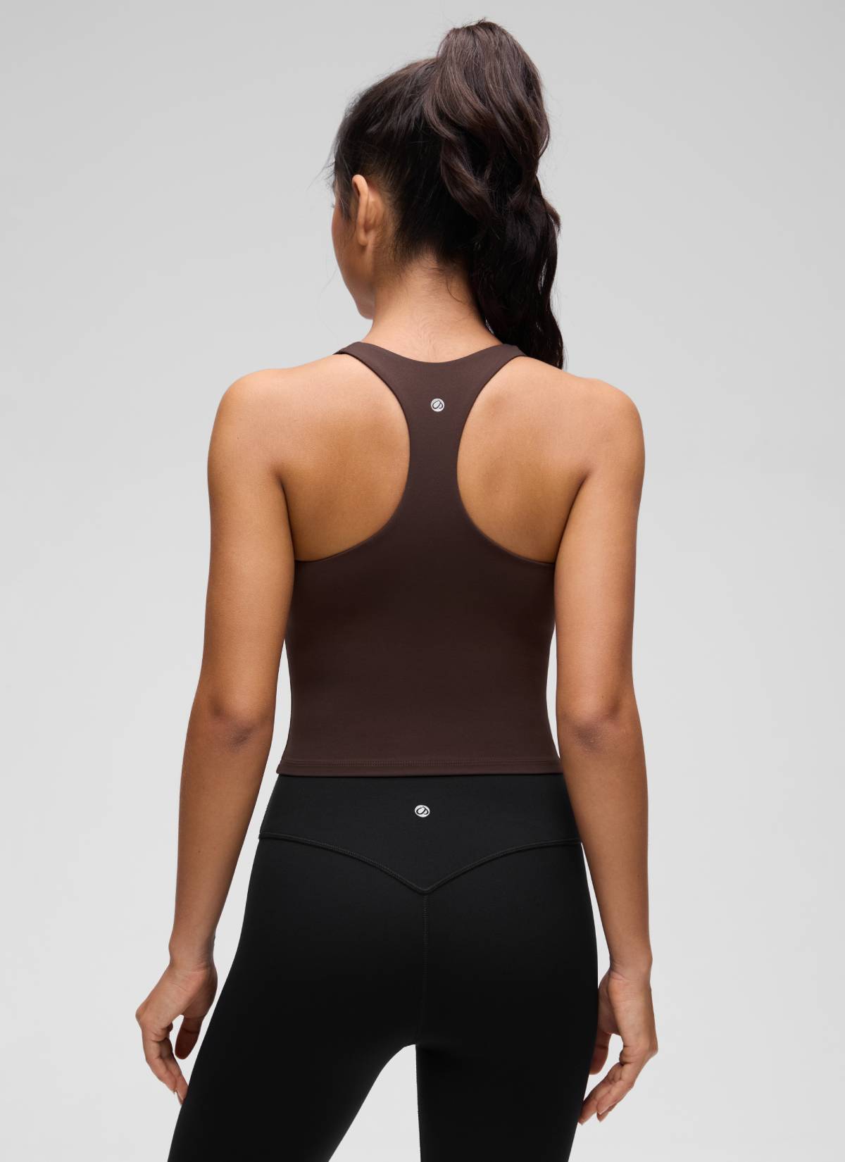 CRZ YOGA para Mujer Butterluxe Yoga Escote en V y Espalda Deportiva Marrón Fudge Caliente