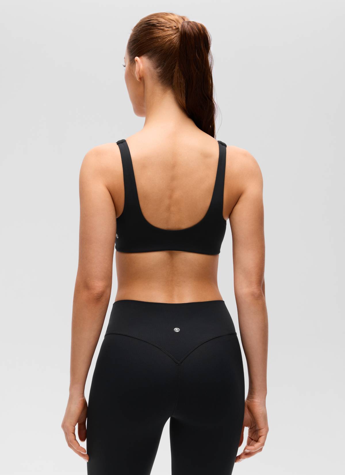 CRZ YOGA Mujer Butterluxe Yoga Twist V Neck U Back Sujetador Deportivo Negro