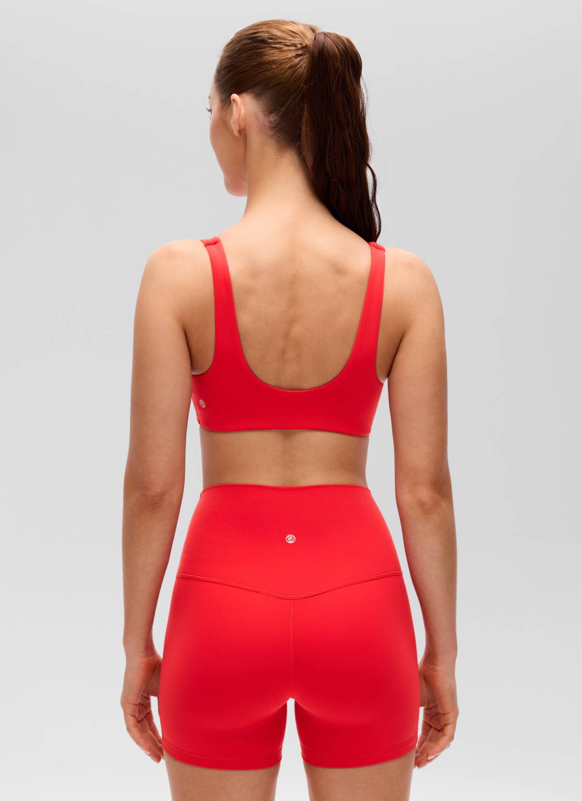 CRZ YOGA Mujer Butterluxe Yoga Twist V Neck U Back Sujetador Deportivo Rojo Profundo