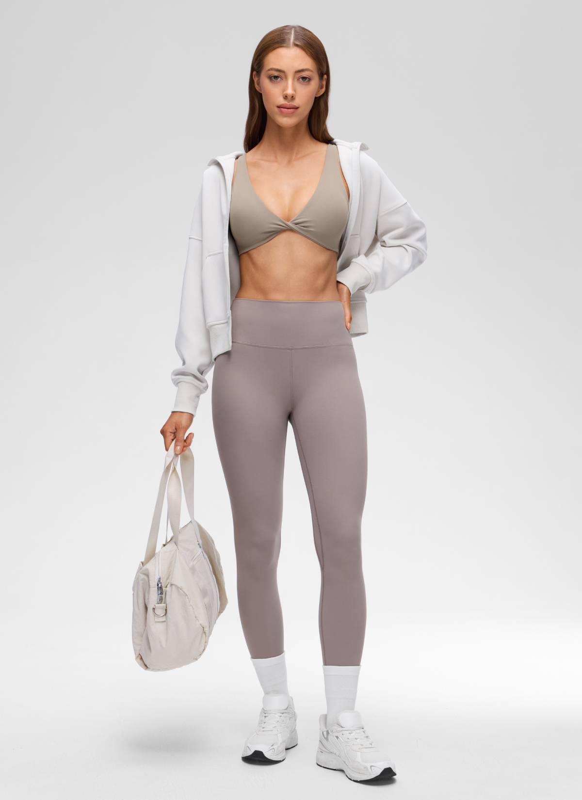 CRZ YOGA Mujer Butterluxe Yoga Twist V Neck U Back Sujetador Deportivo Gris Ceniza Cálido