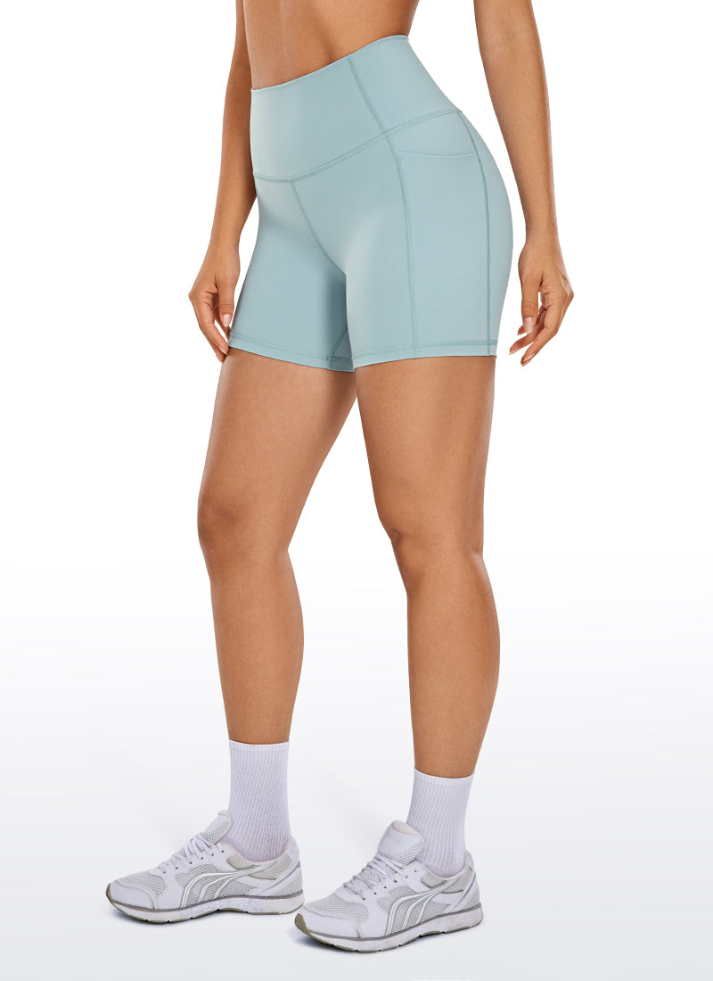 CRZ YOGA Shorts de Tiro Alto con Bolsillos de 5 Pulgadas para Mujer Azul grisáceo claro