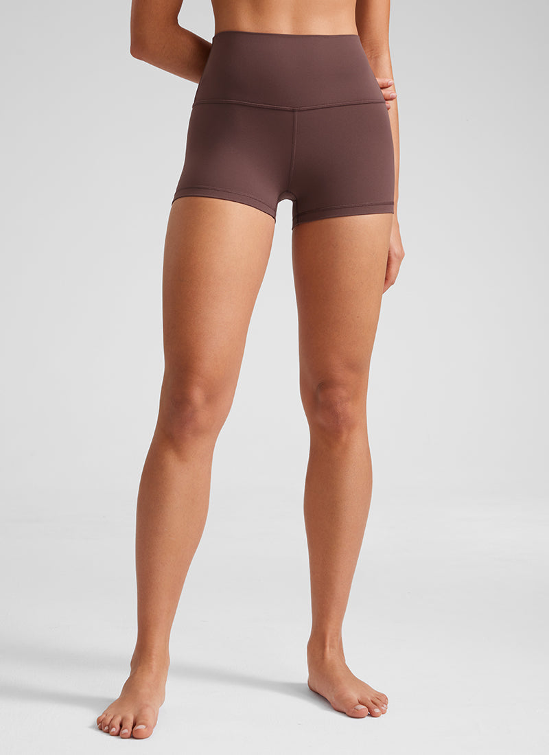 CRZ YOGA Butterluxe Leggings Cortos de Tiro Alto de 2.5 Pulgadas para Mujer Gris pardo