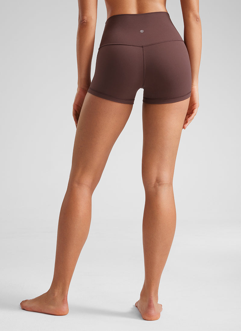 CRZ YOGA Butterluxe Leggings Cortos de Tiro Alto de 2.5 Pulgadas para Mujer Gris pardo