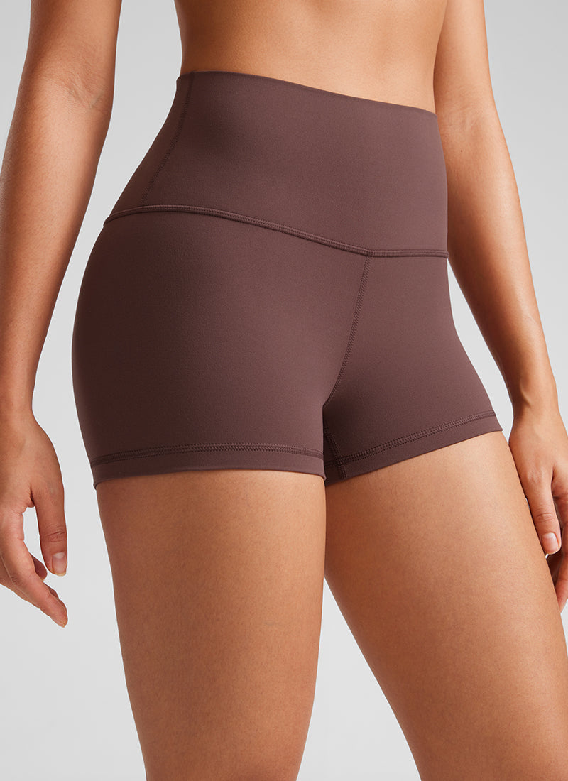 CRZ YOGA Butterluxe Leggings Cortos de Tiro Alto de 2.5 Pulgadas para Mujer Gris pardo