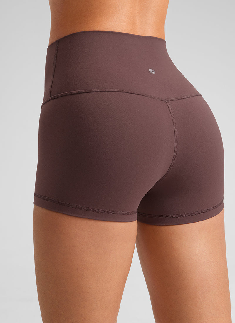 CRZ YOGA Butterluxe Leggings Cortos de Tiro Alto de 2.5 Pulgadas para Mujer Gris pardo