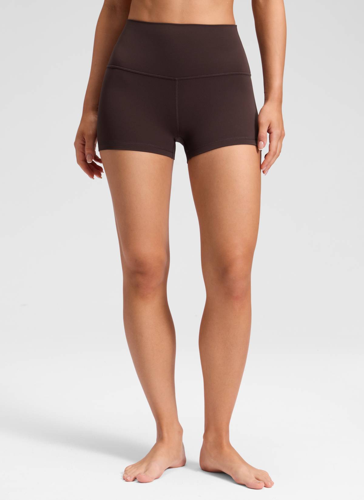 CRZ YOGA Butterluxe Leggings Cortos de Tiro Alto de 2.5 Pulgadas para Mujer Marrón Fudge Caliente