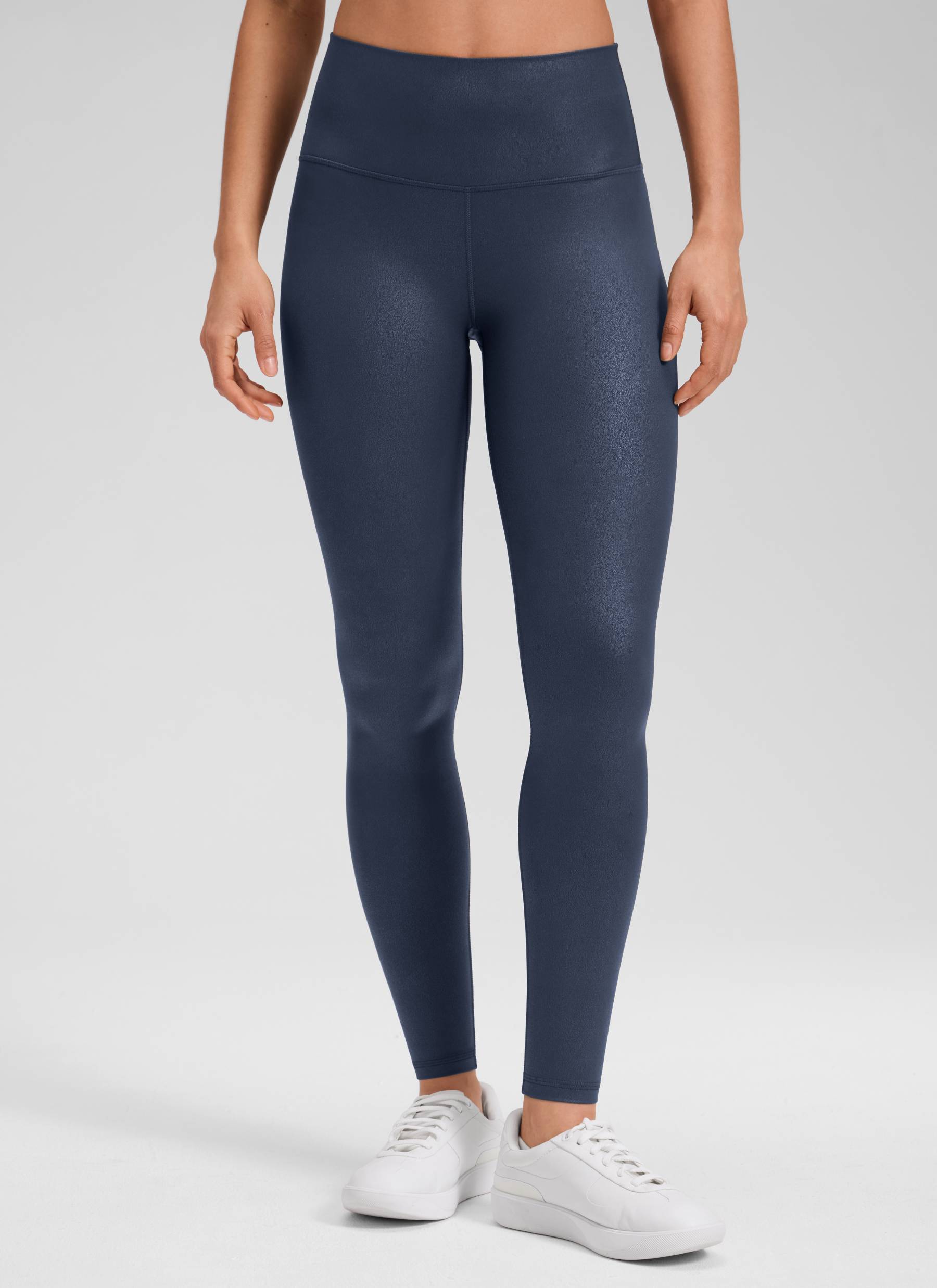 CRZ YOGA Leggings de piel sintética mate para mujer Papel de Aluminio Azul Marino