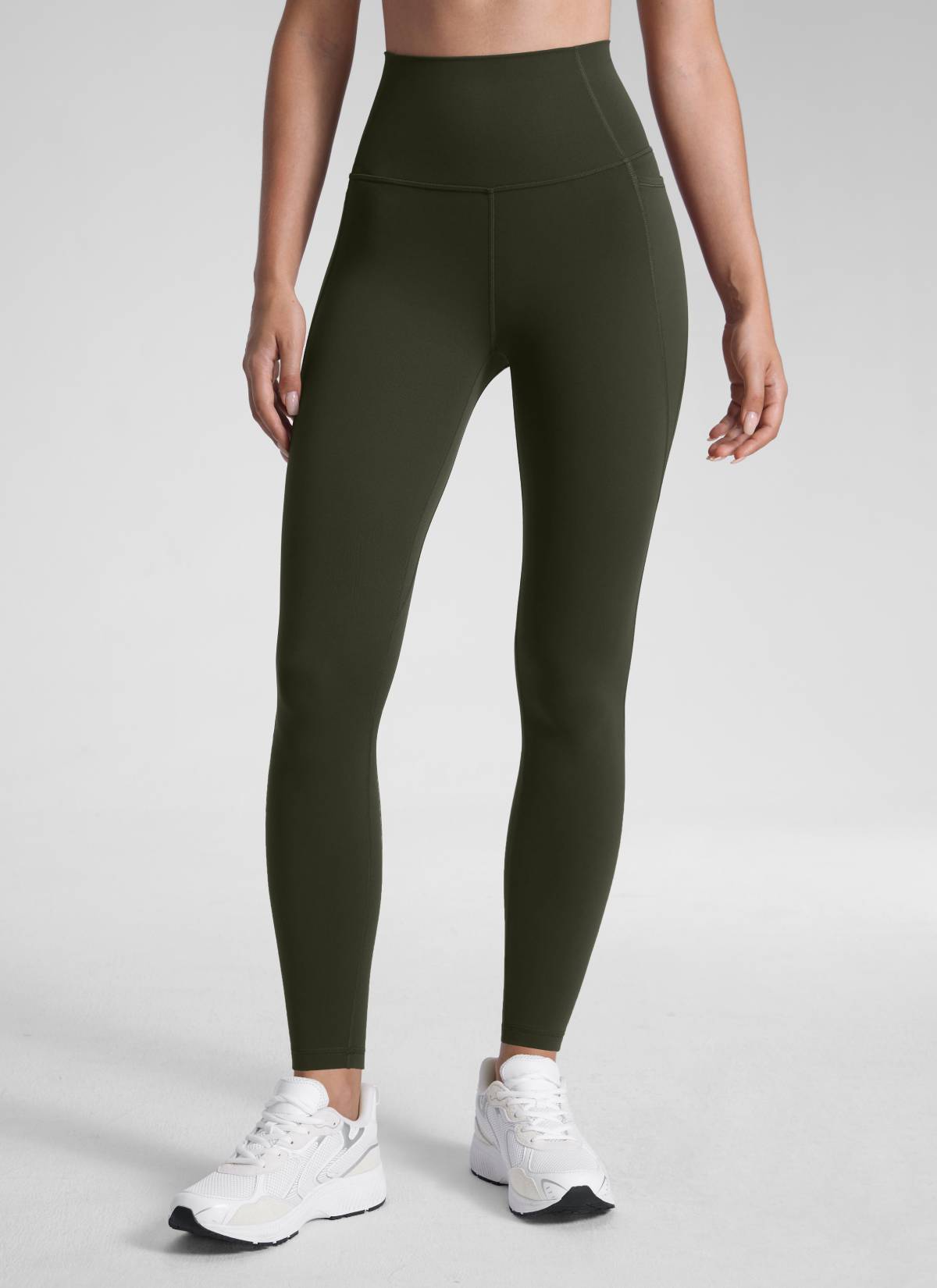 CRZ YOGA Mujer Leggings Deportivos con bolsillos de 28 Pulgadas Verde Oliva