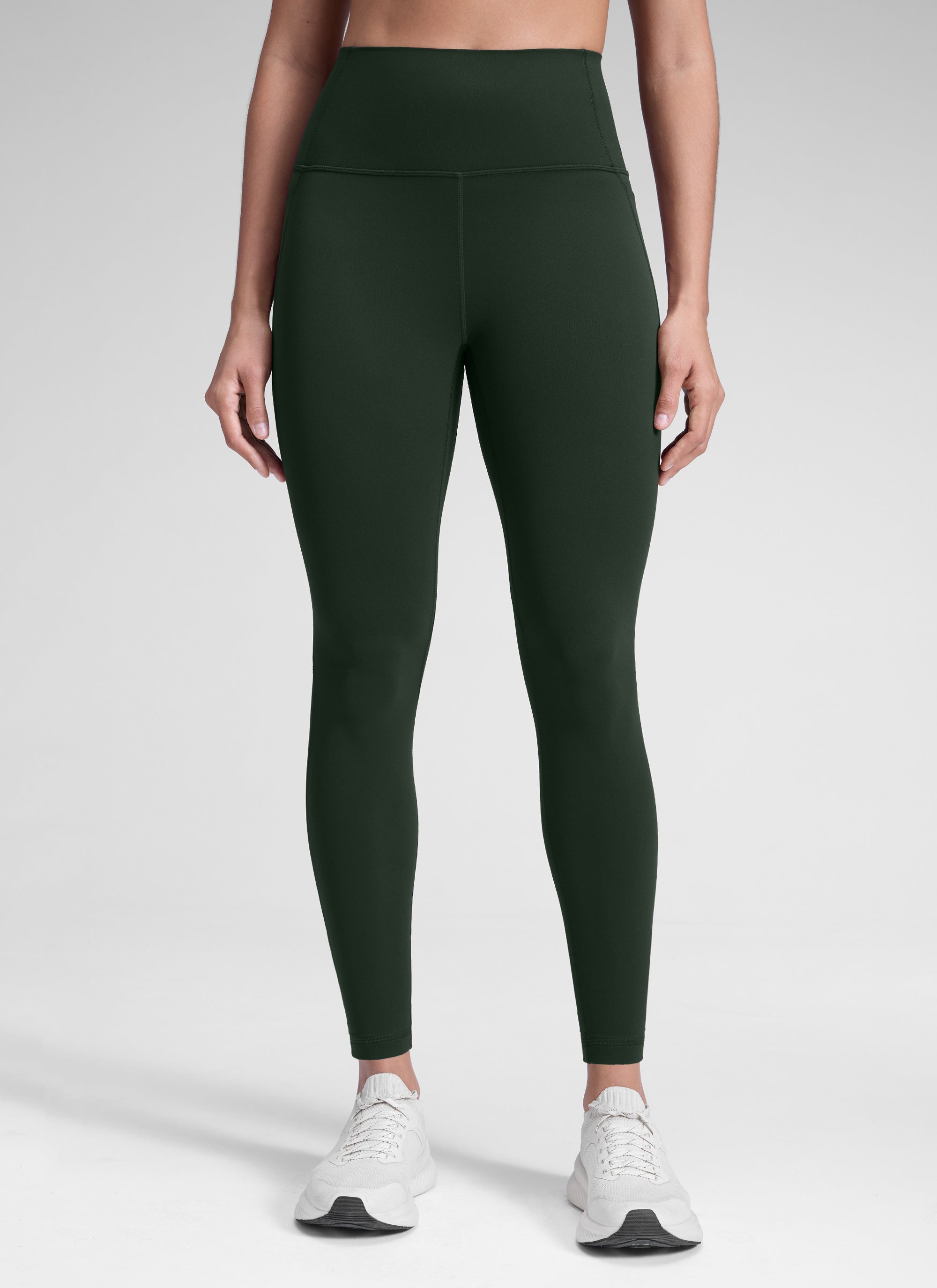 CRZ YOGA Mujer Leggings Deportivos con bolsillos de 28 Pulgadas Leyenda Verde