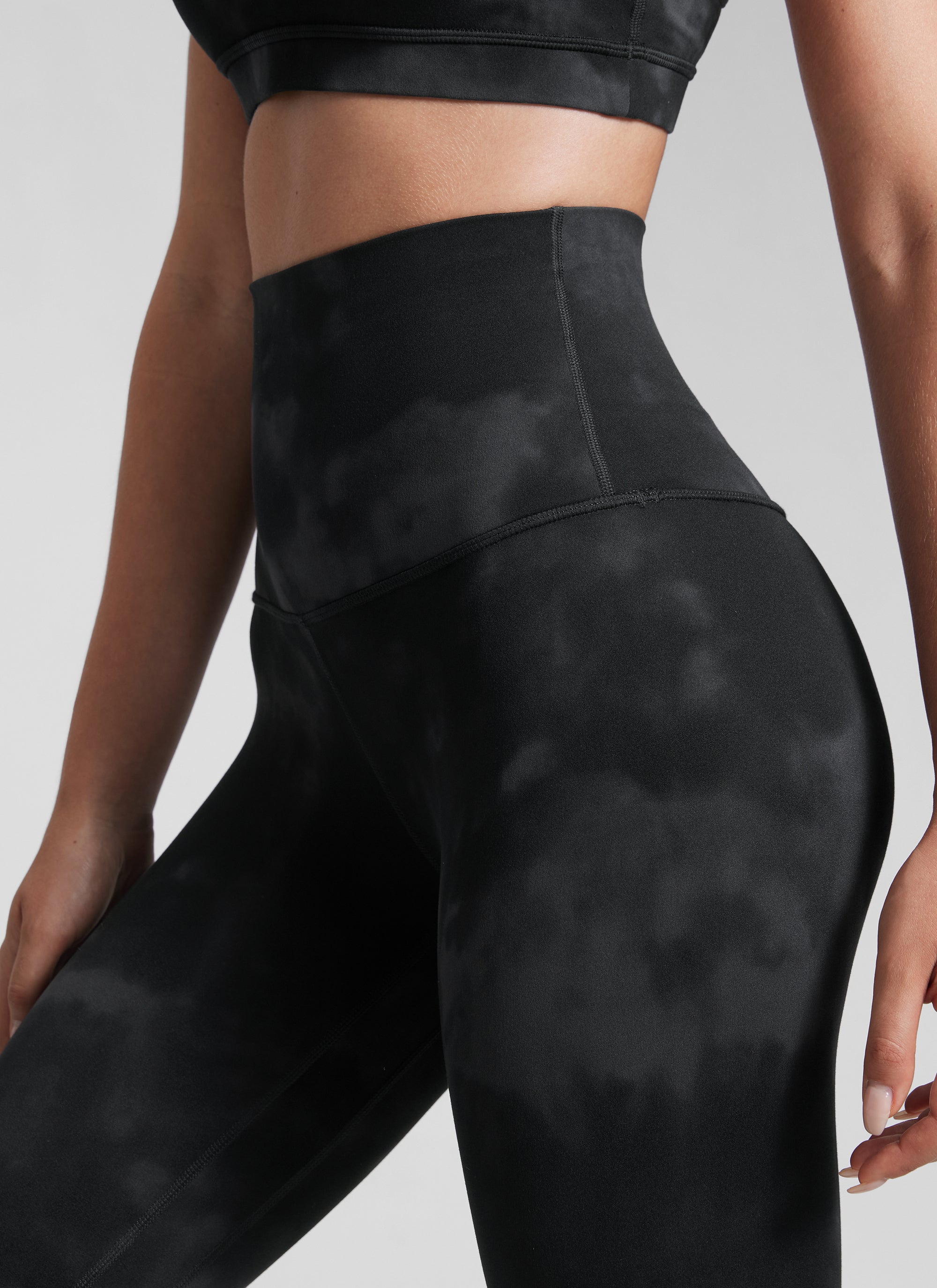 CRZ YOGA Butterluxe Leggings de Tiro Alto de 25 Pulgadas para Mujer Flores De Tinte Negro