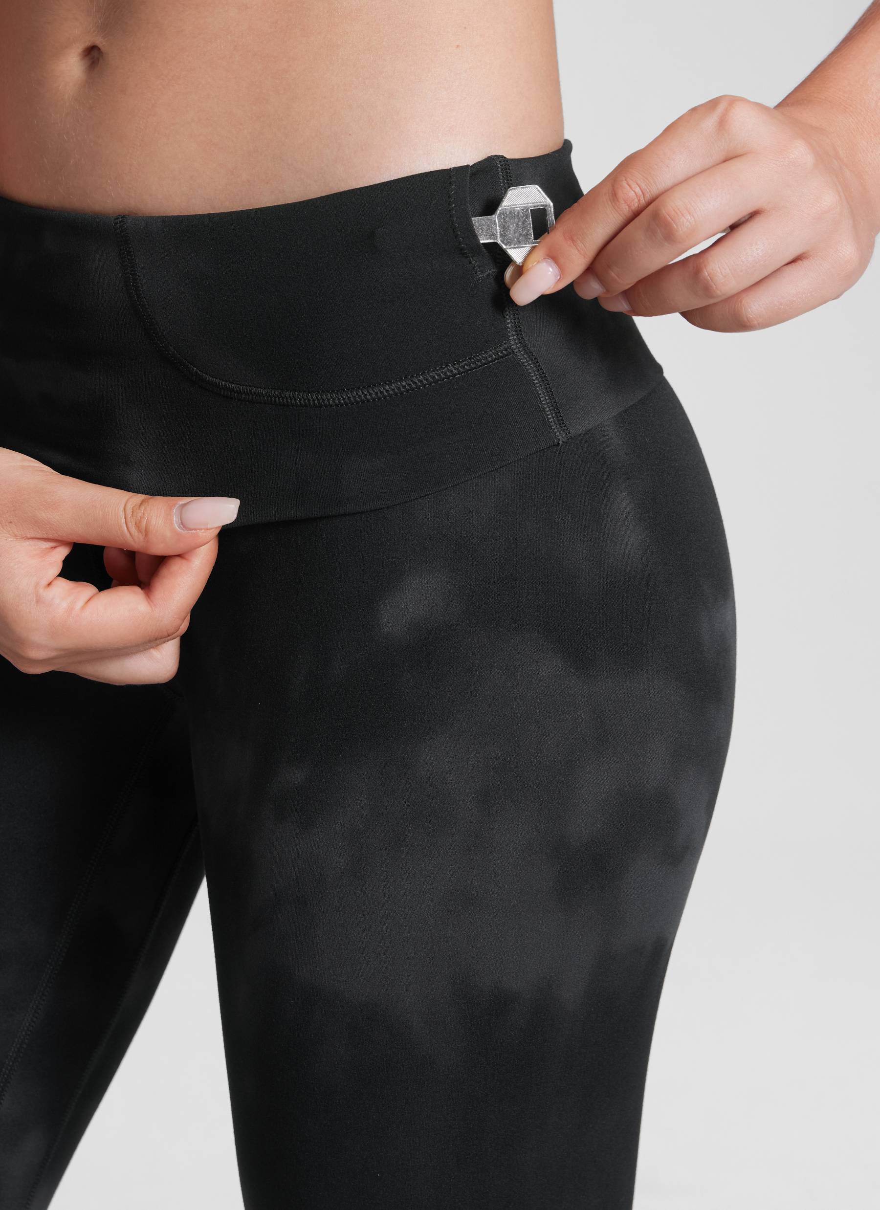 CRZ YOGA Butterluxe Leggings de Yoga de Cintura Alta para Mujer Flores De Tinte Negro