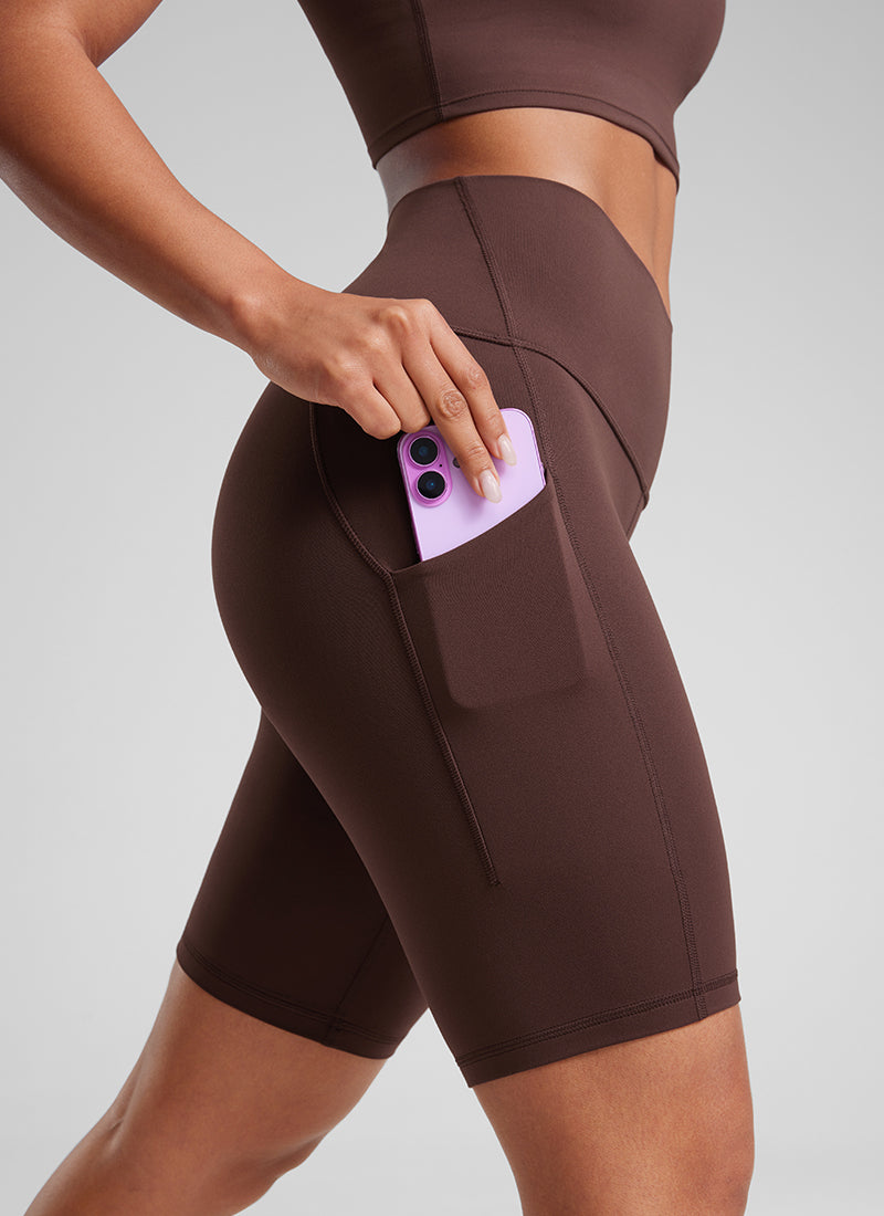 CRZ YOGA Butterluxe Leggings Cortos con Bolsillos de 8 Pulgadas para Mujer Gris pardo