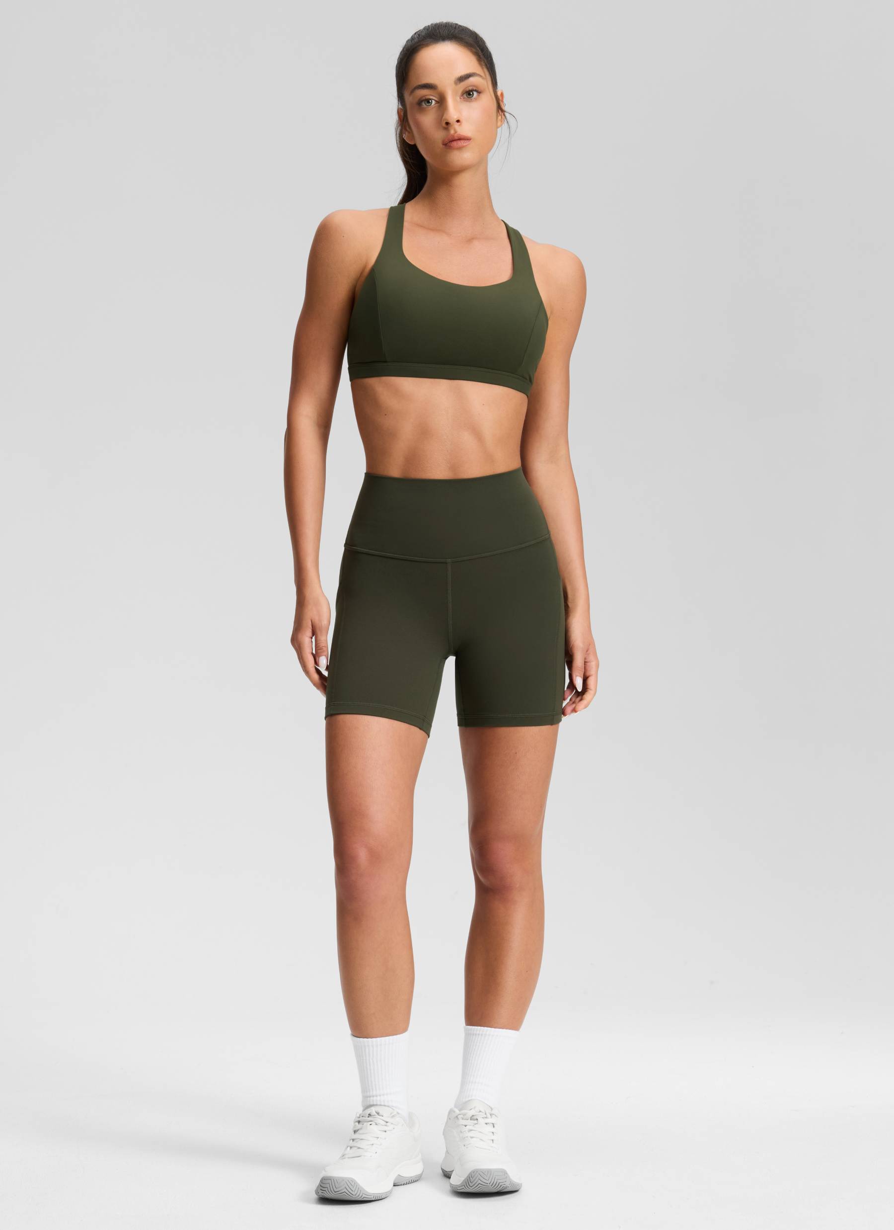 CRZ YOGA Butterluxe Leggings Cortos con Bolsillos de 5 Pulgadas para Mujer Verde Oliva