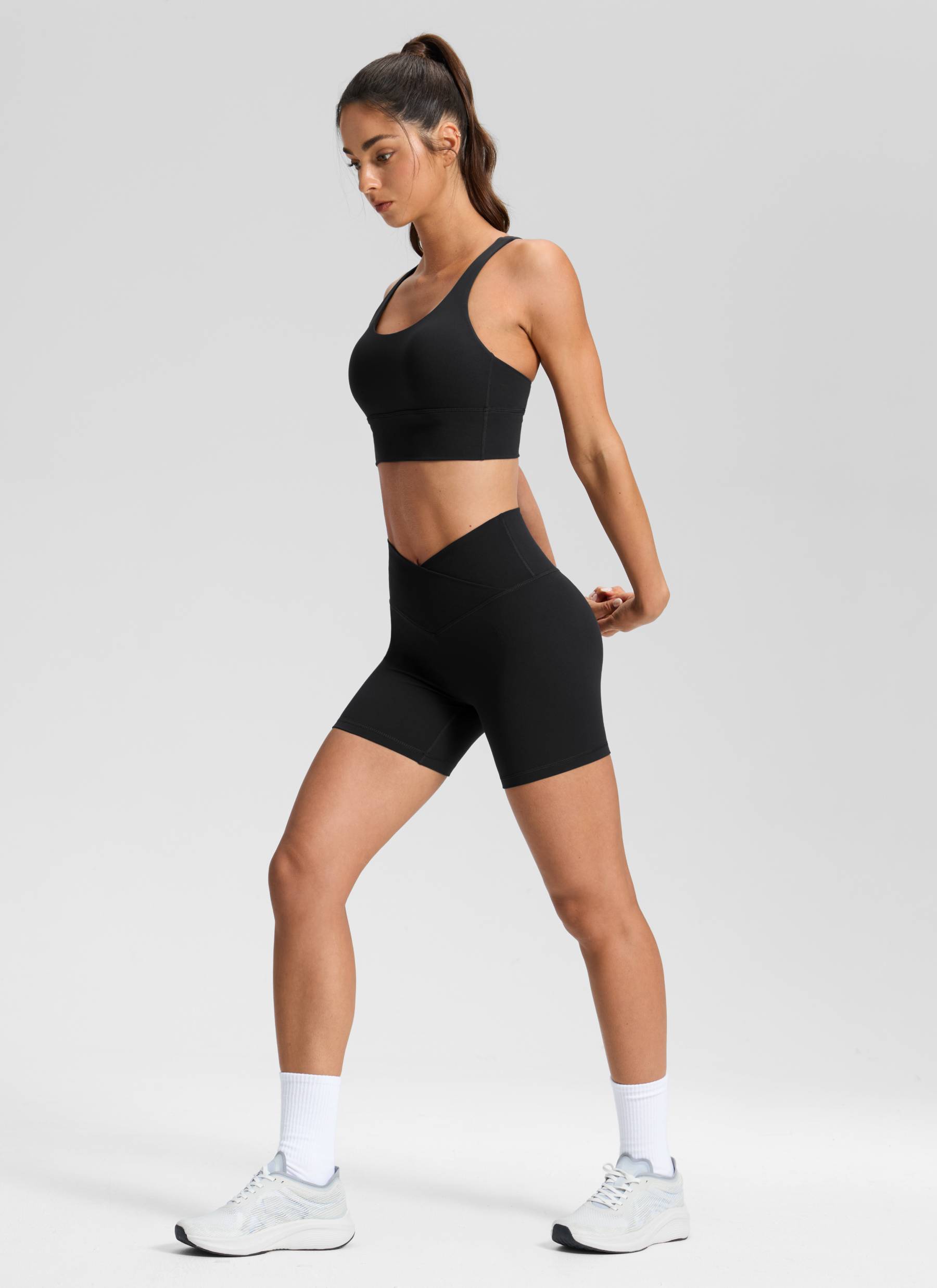 CRZ YOGA Butterluxe Leggings Cortos con Cintura en V de 5 Pulgadas para Mujer Negro