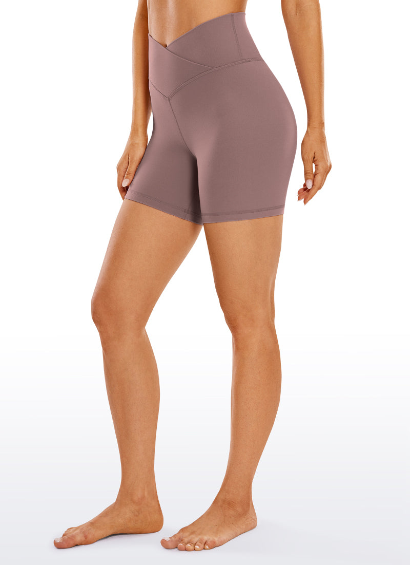 CRZ YOGA Butterluxe Leggings Cortos con Cintura en V de 5 Pulgadas para Mujer Color de malva