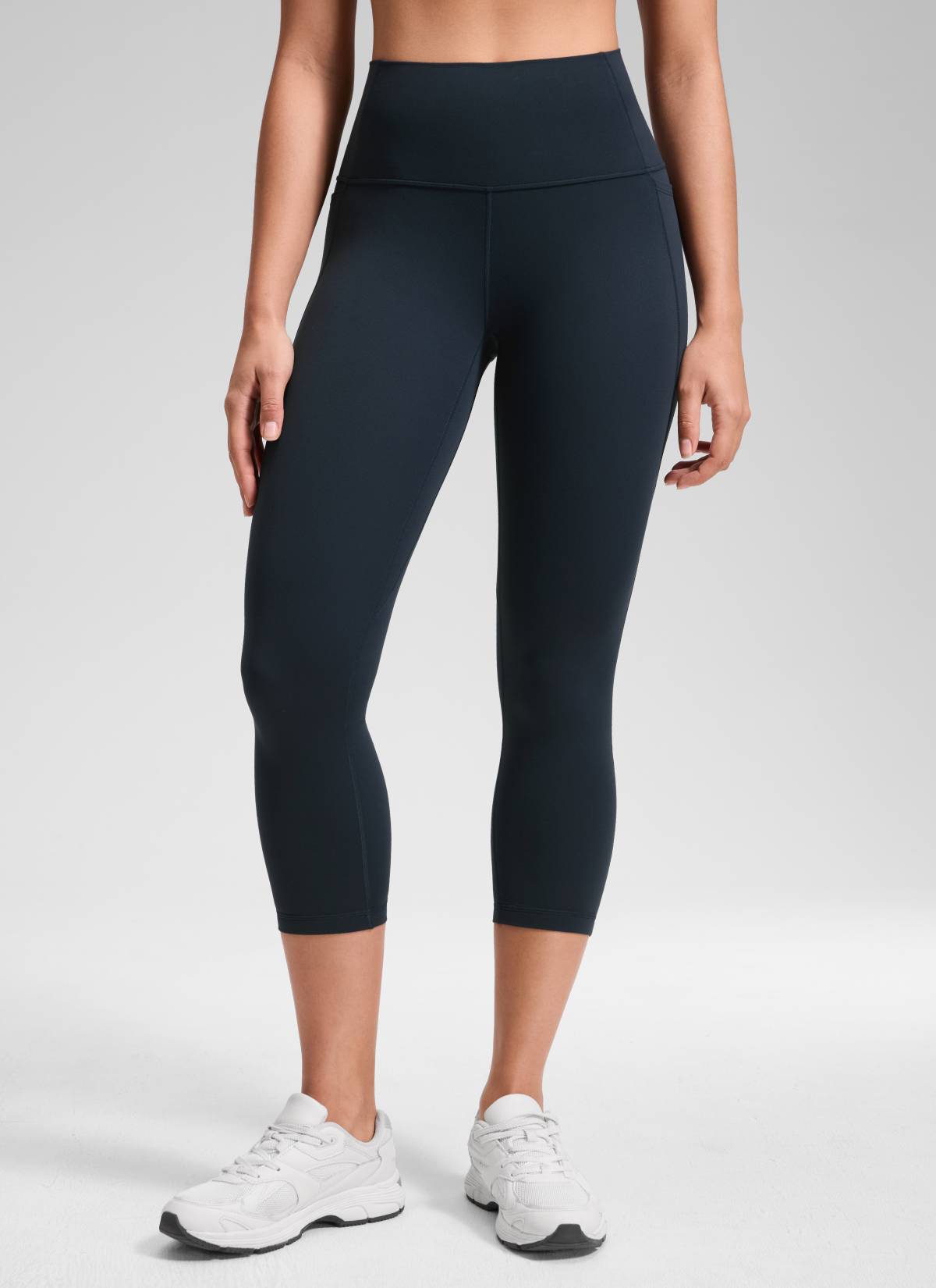 CRZ YOGA Capri de Yoga con Bolsillos de 21 Pulgadas para Mujer True Navy