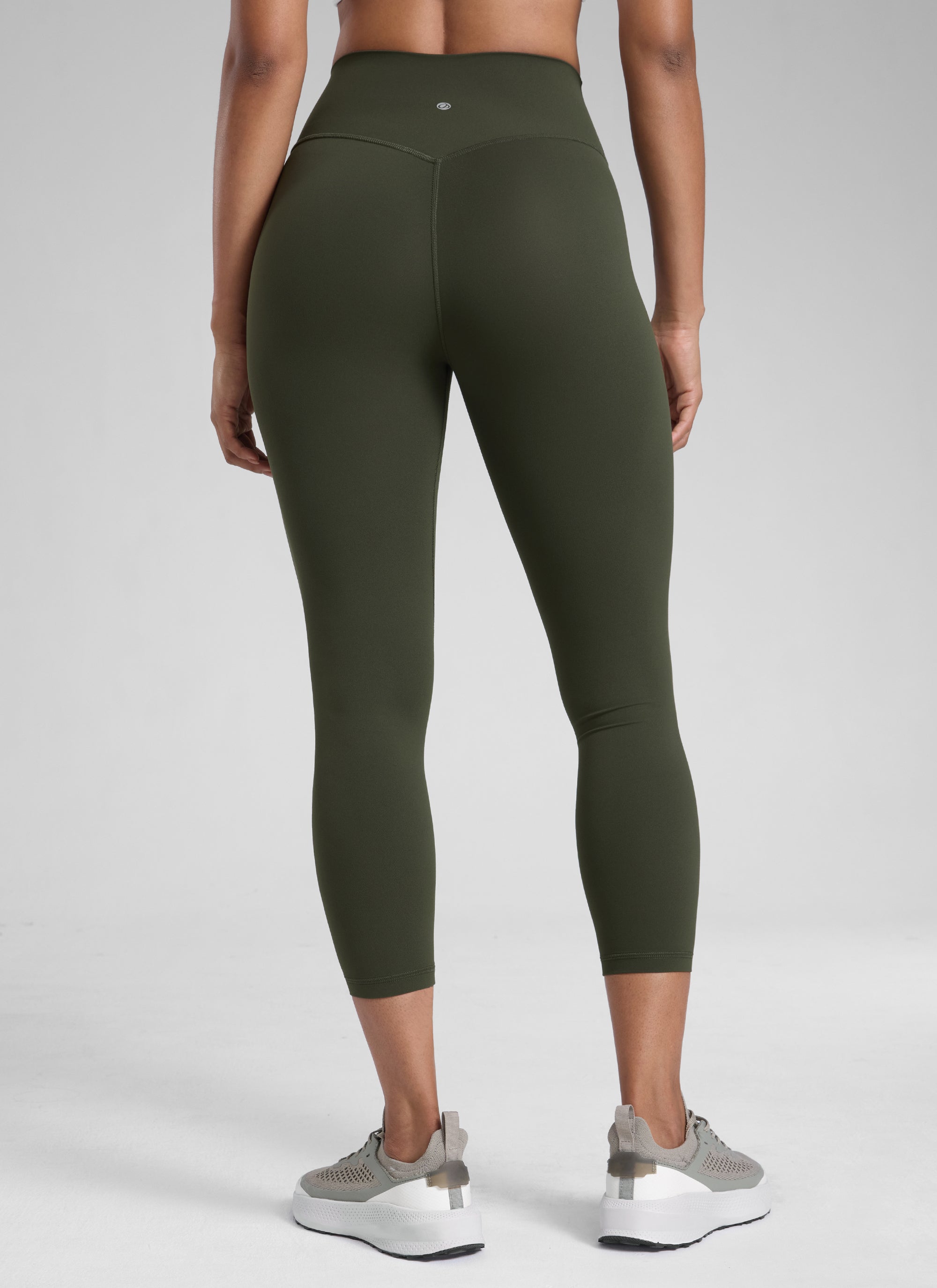 CRZ YOGA Leggings de Mujer Cintura Alta Capris para Ejercicio 23 Pulgadas Verde Oliva