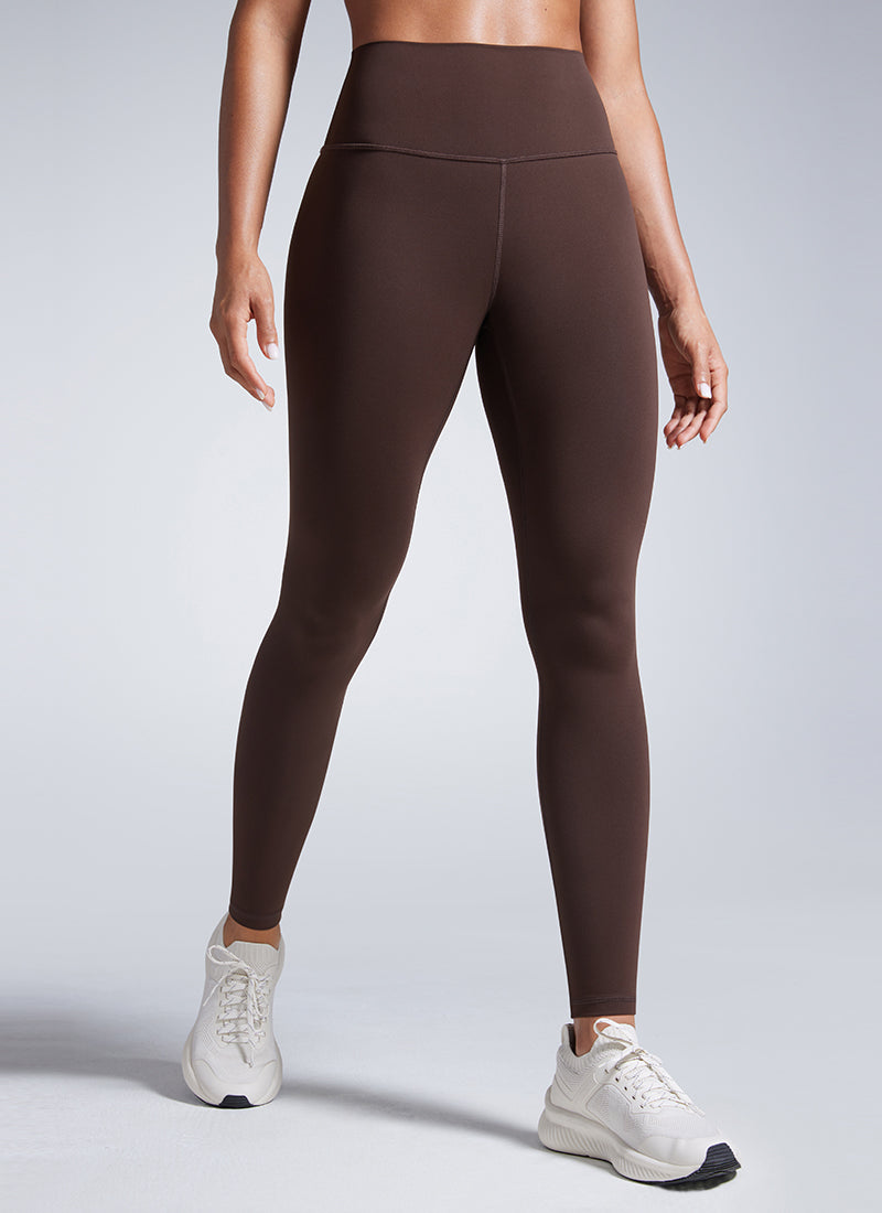CRZ YOGA Butterbreeze Leggings de entrenamiento de 28 Pulgadas para Mujer Marrón Fudge Caliente