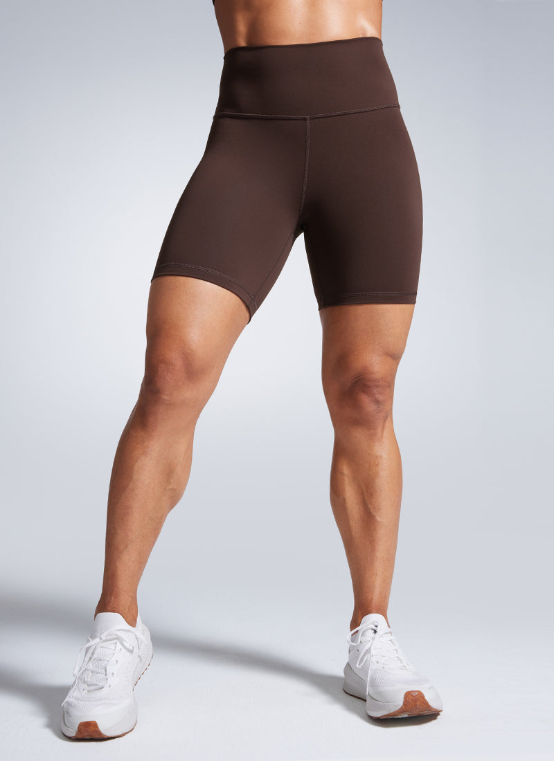 Butterbreeze Deportivo Corto de 6 pulg.