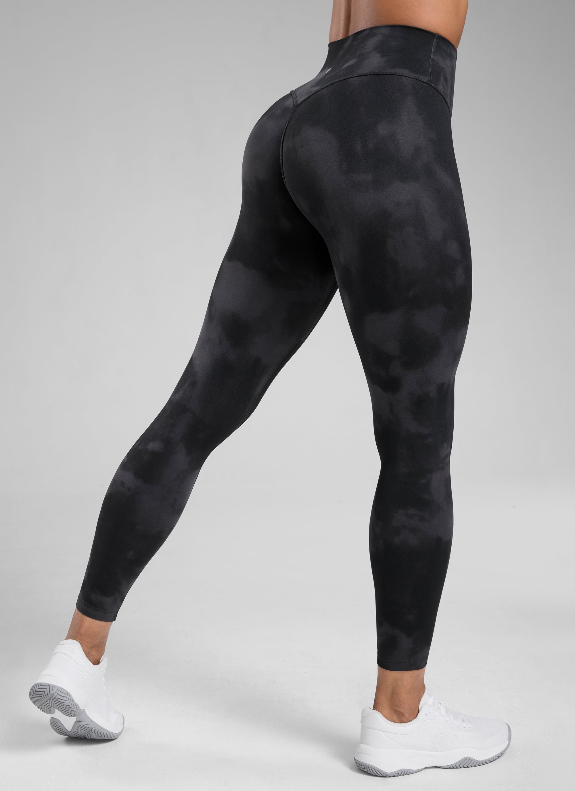 CRZ YOGA Butterlift Leggings Sin Costura Delantera de 25 Pulgadas para Mujer Flores De Tinte Negro