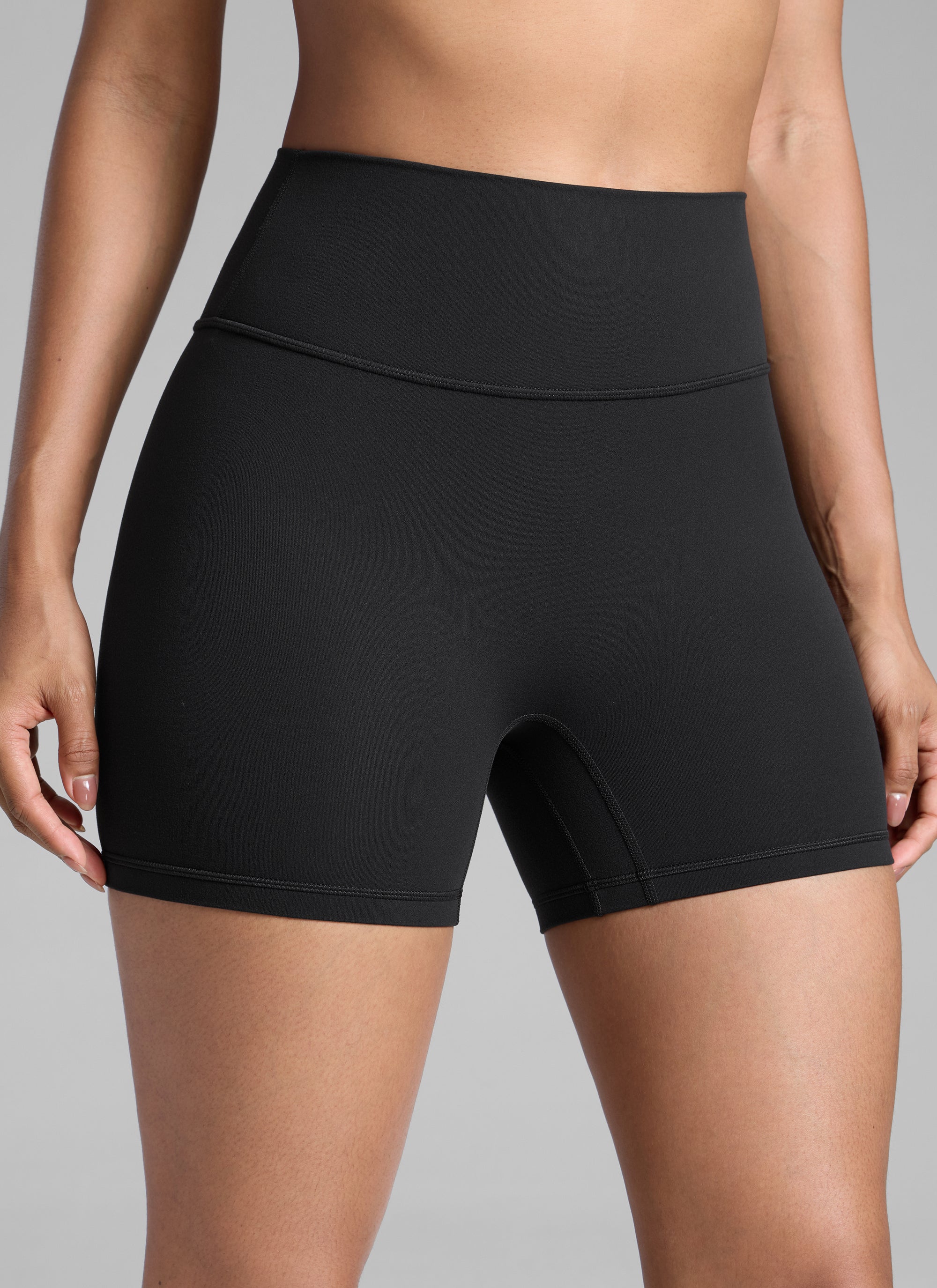 CRZ YOGA  Butterlift Leggings Cortos con el Culo Esreujado de 4 Pulgadas para Mujer Negro