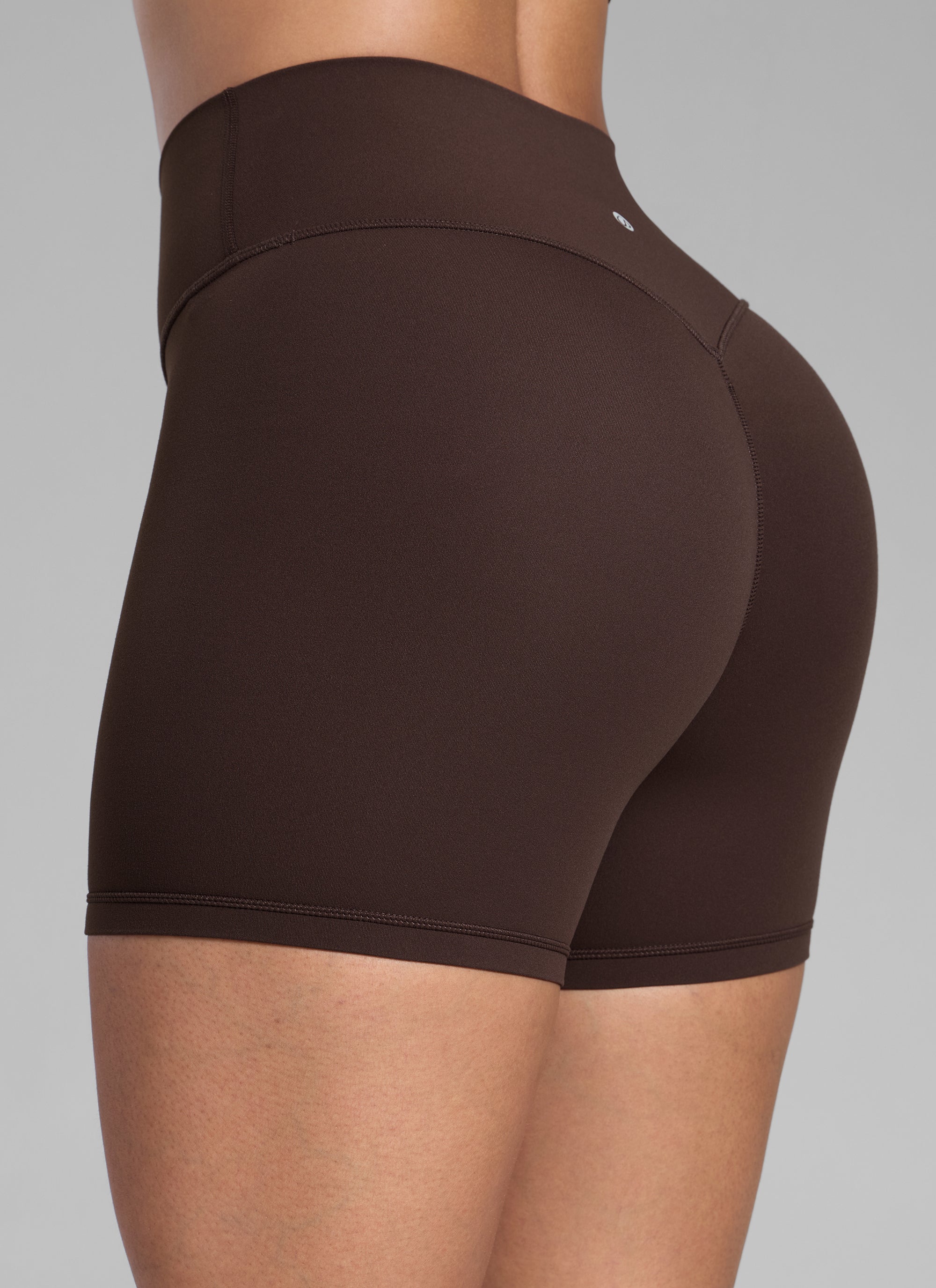 CRZ YOGA  Butterlift Leggings Cortos con el Culo Esreujado de 4 Pulgadas para Mujer Marrón Fudge Caliente