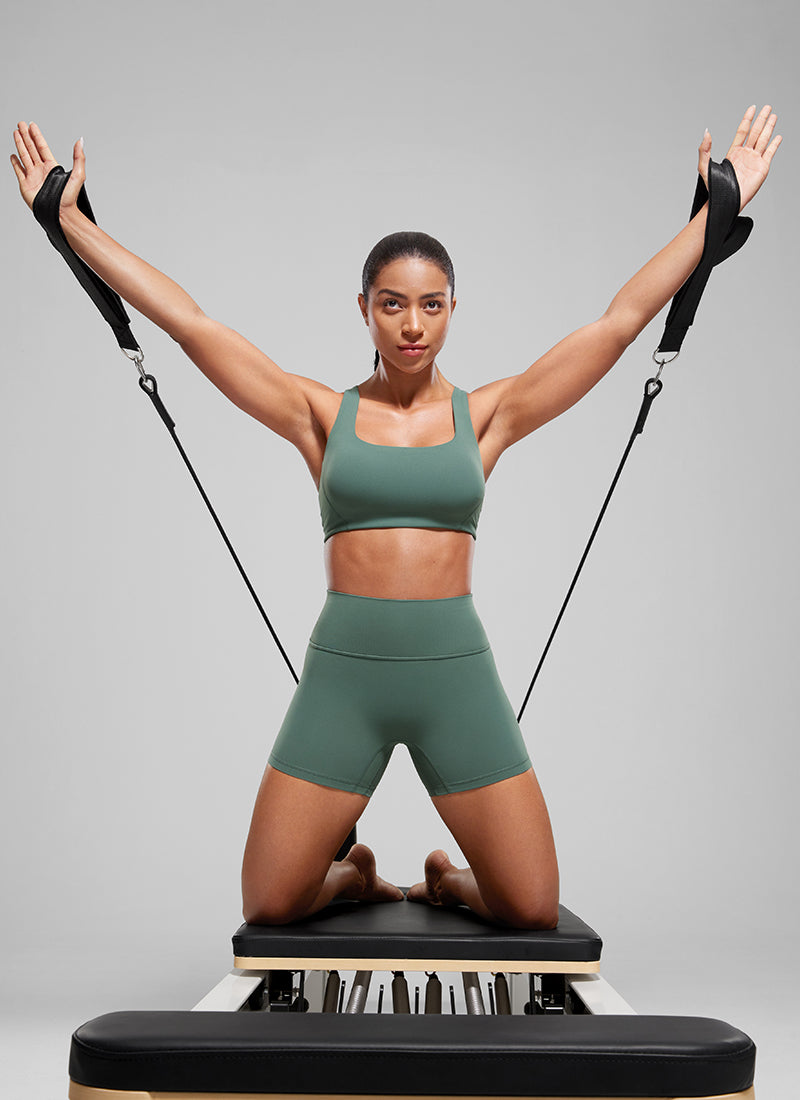 CRZ YOGA  Butterlift Leggings Cortos con el Culo Esreujado de 4 Pulgadas para Mujer Verde Bosque Oscuro