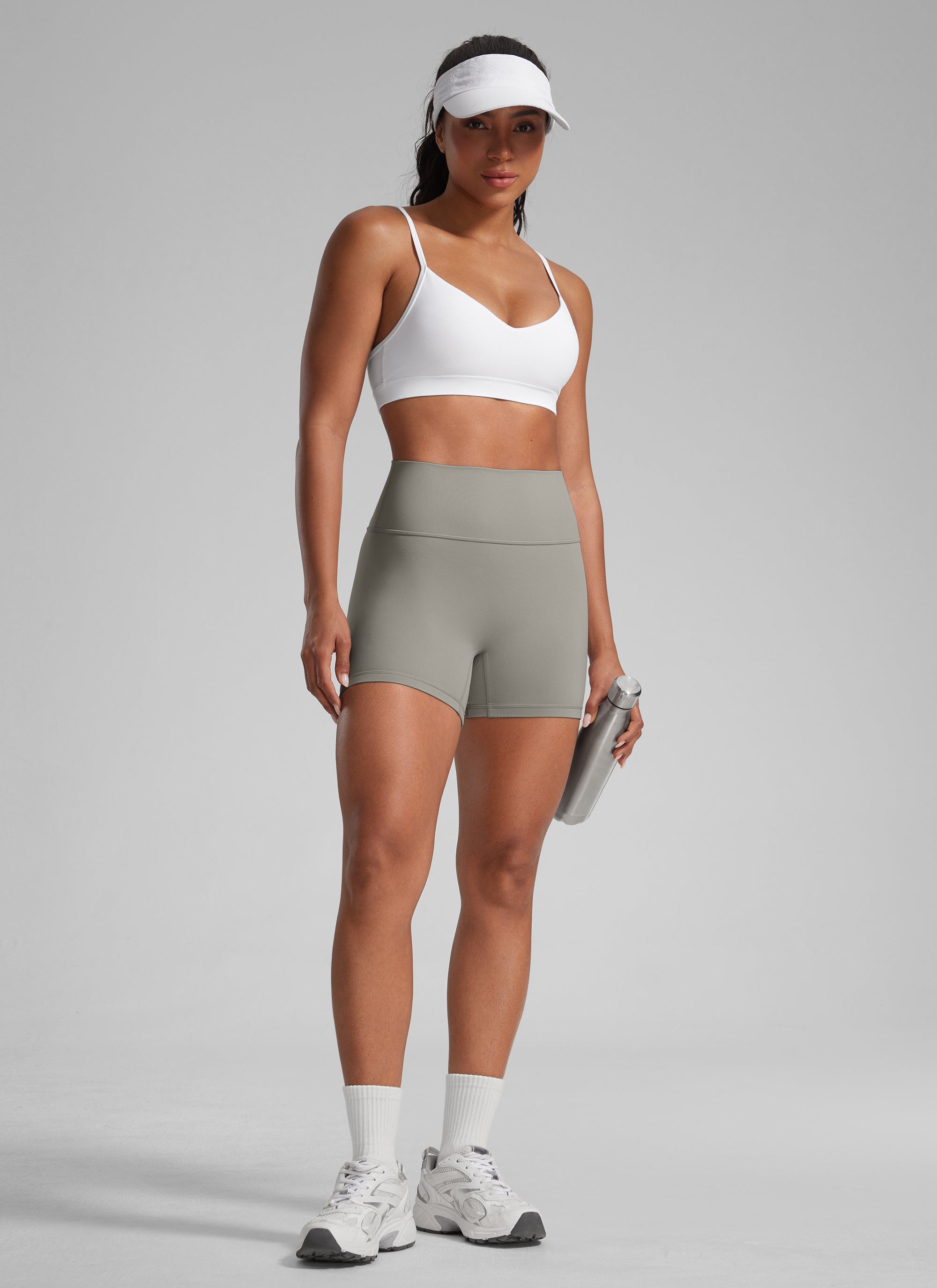 CRZ YOGA  Butterlift Leggings Cortos con el Culo Esreujado de 4 Pulgadas para Mujer Gris roca