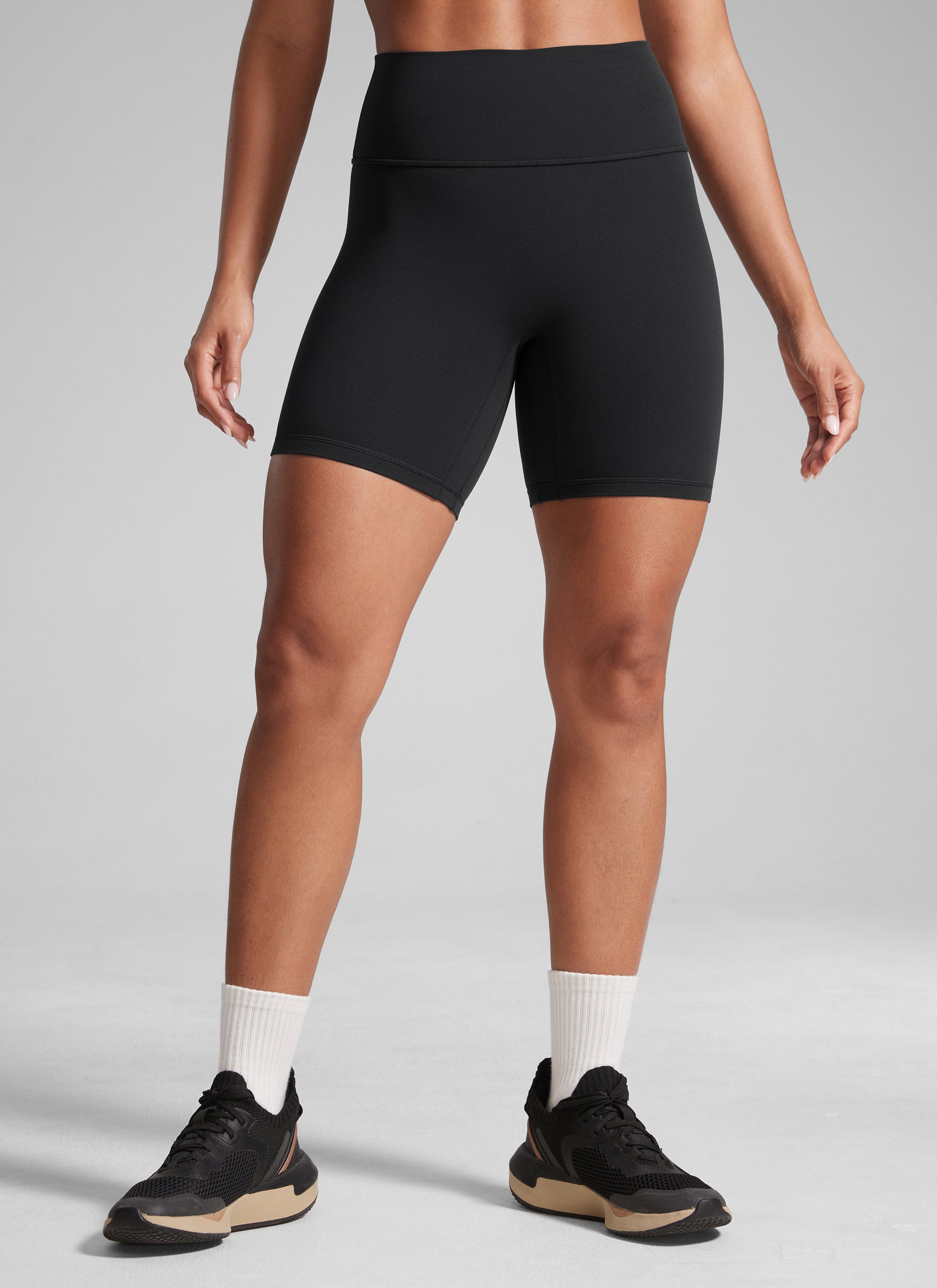CRZ YOGA Butterlift Leggings Cortos Mujer 6'' con Culo Fruncido Negro