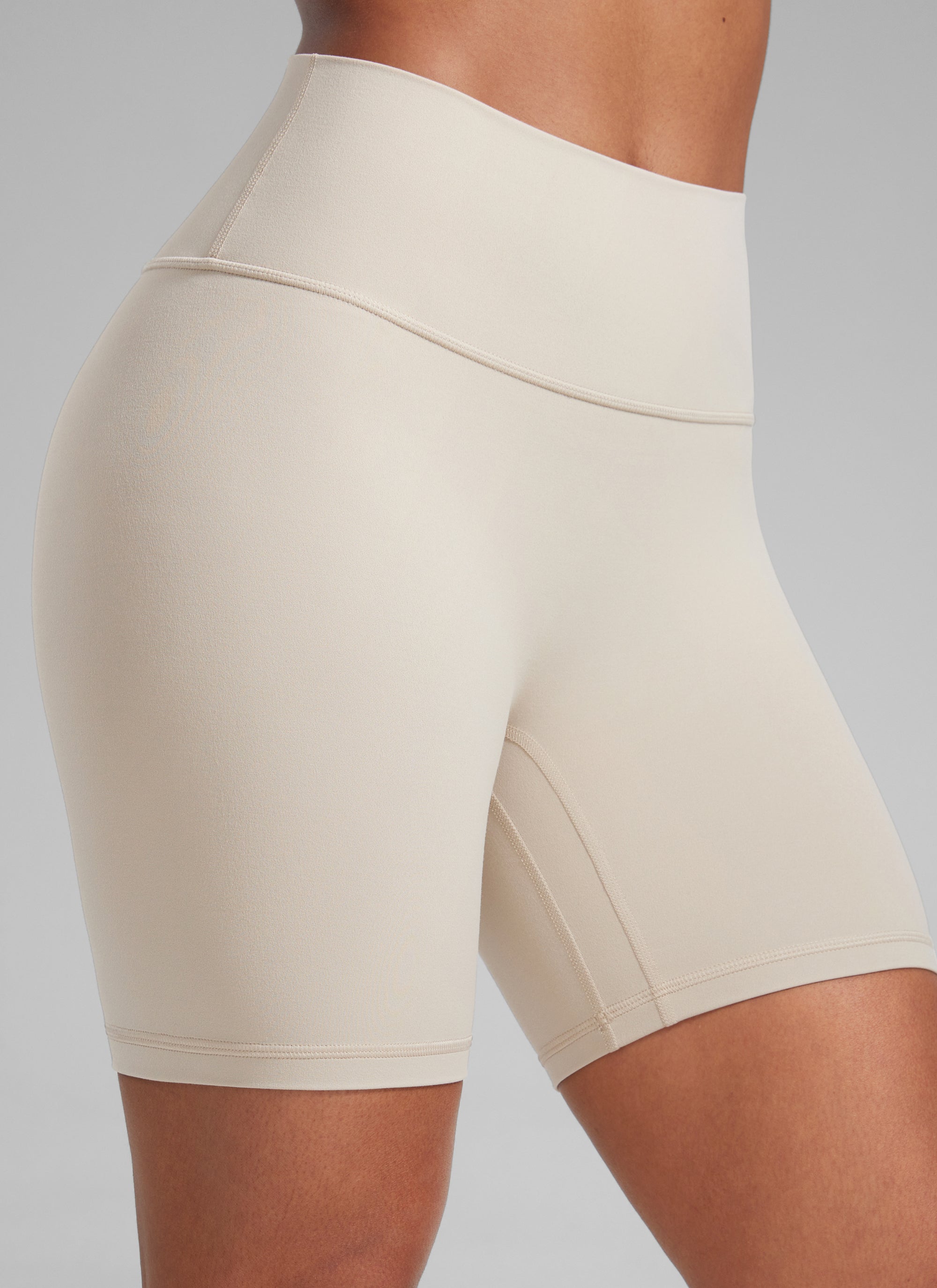 CRZ YOGA Butterlift Leggings Cortos Mujer 6'' con Culo Fruncido Bronceado Mojave
