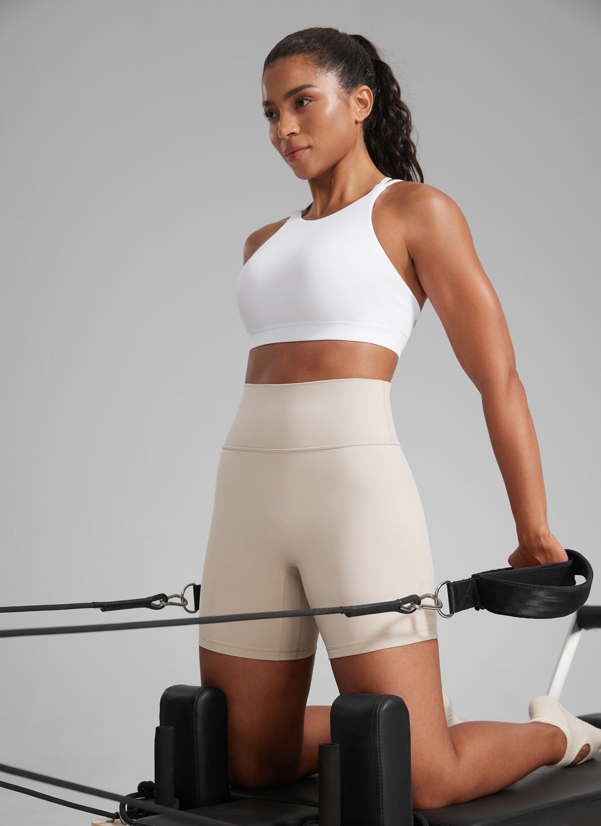 CRZ YOGA Butterlift Leggings Cortos Mujer 6'' con Culo Fruncido Bronceado Mojave