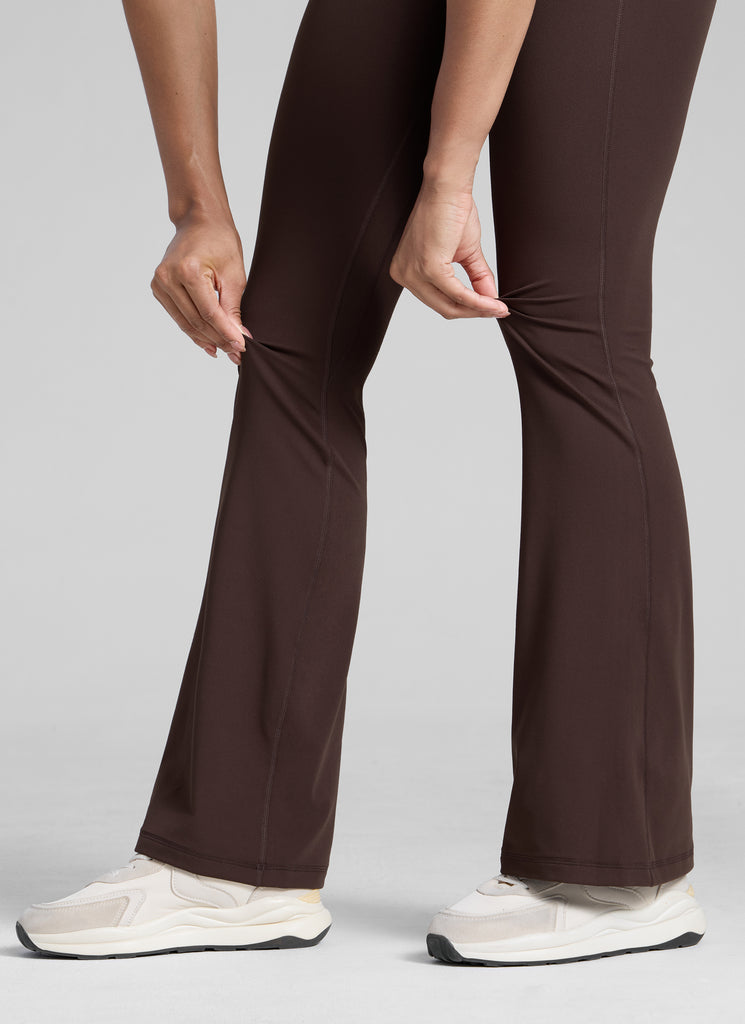 CRZ YOGA  Butterlift Leggings con Pliegues Ocultos de 32 Pulgadas para Mujer Marrón Fudge Caliente
