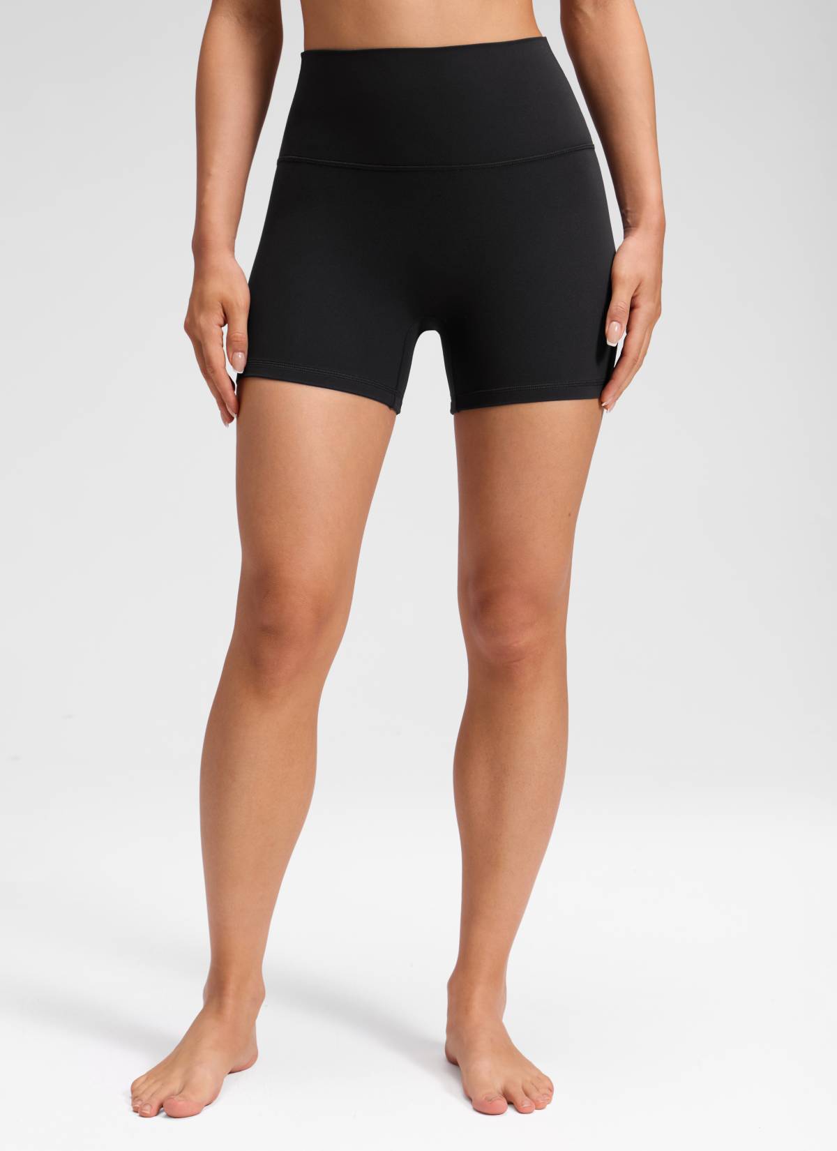 CRZ YOGA Mujer Butterluxe Shorts de Yoga Sin Costura Frontal de 4 pulg Negro