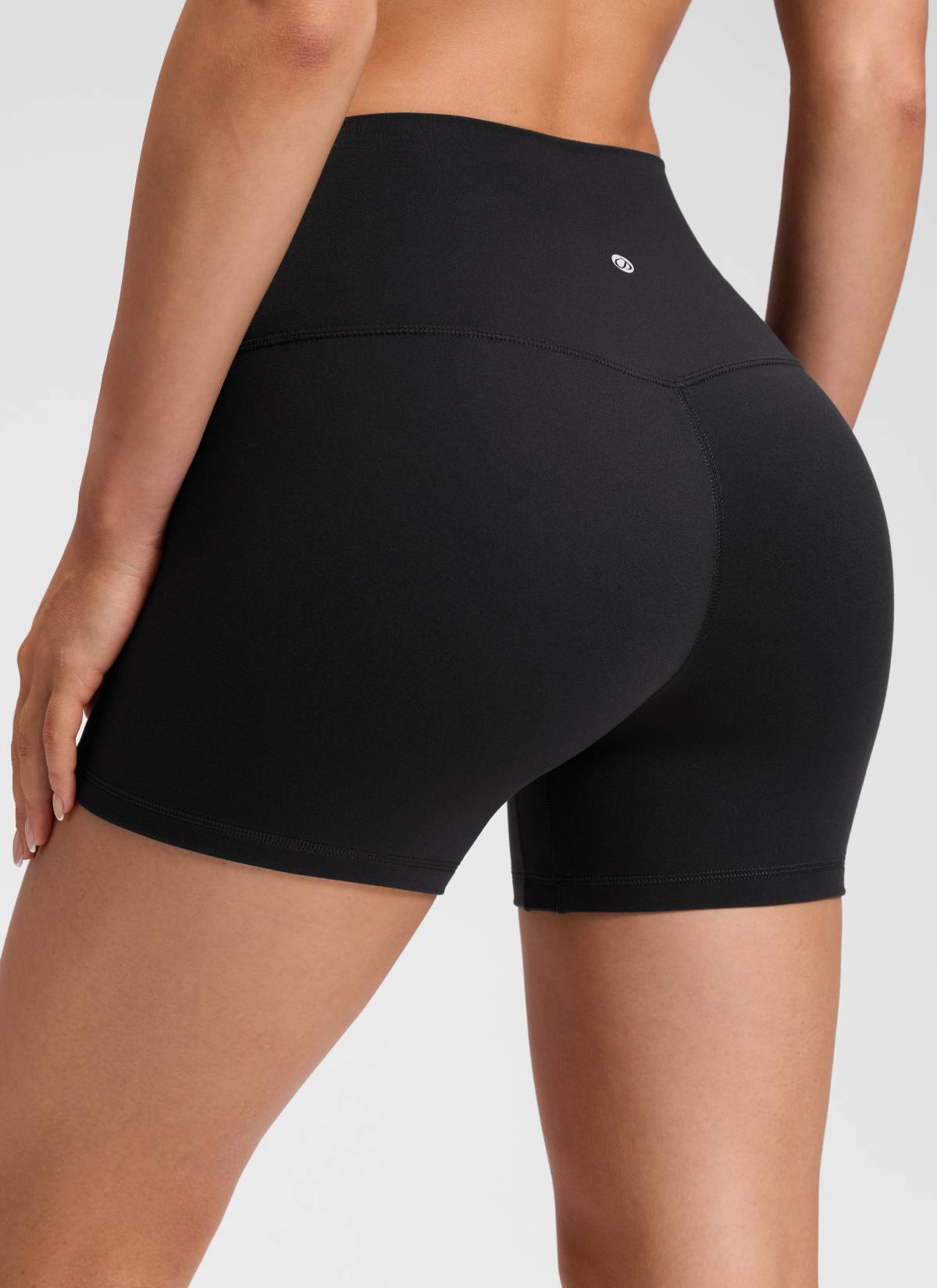 CRZ YOGA Mujer Butterluxe Shorts de Yoga Sin Costura Frontal de 4 pulg Negro