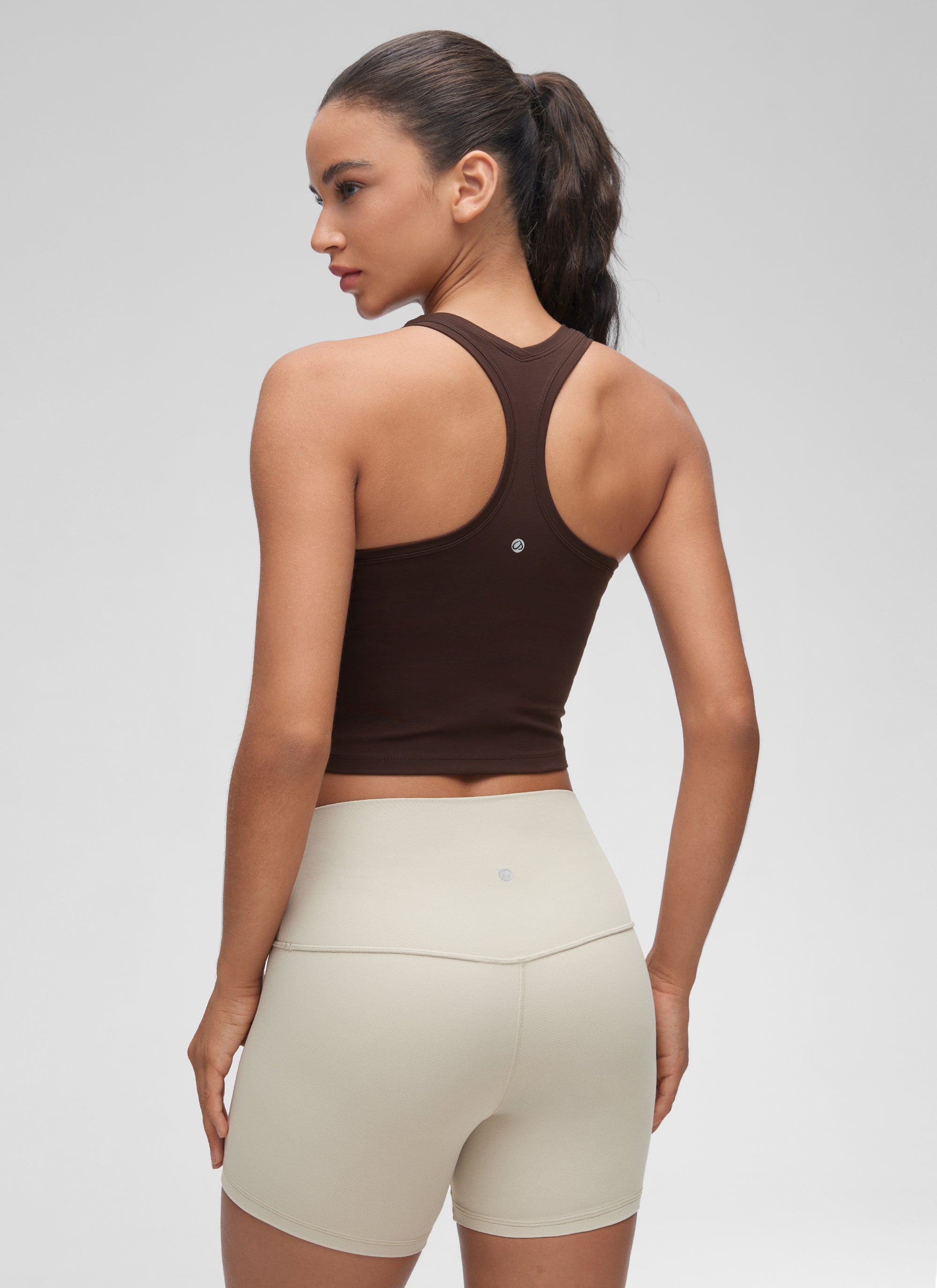 CRZ YOGA Mujer Tank Butterluxe Escote Redondeado y Espalda Racer Marrón Fudge Caliente