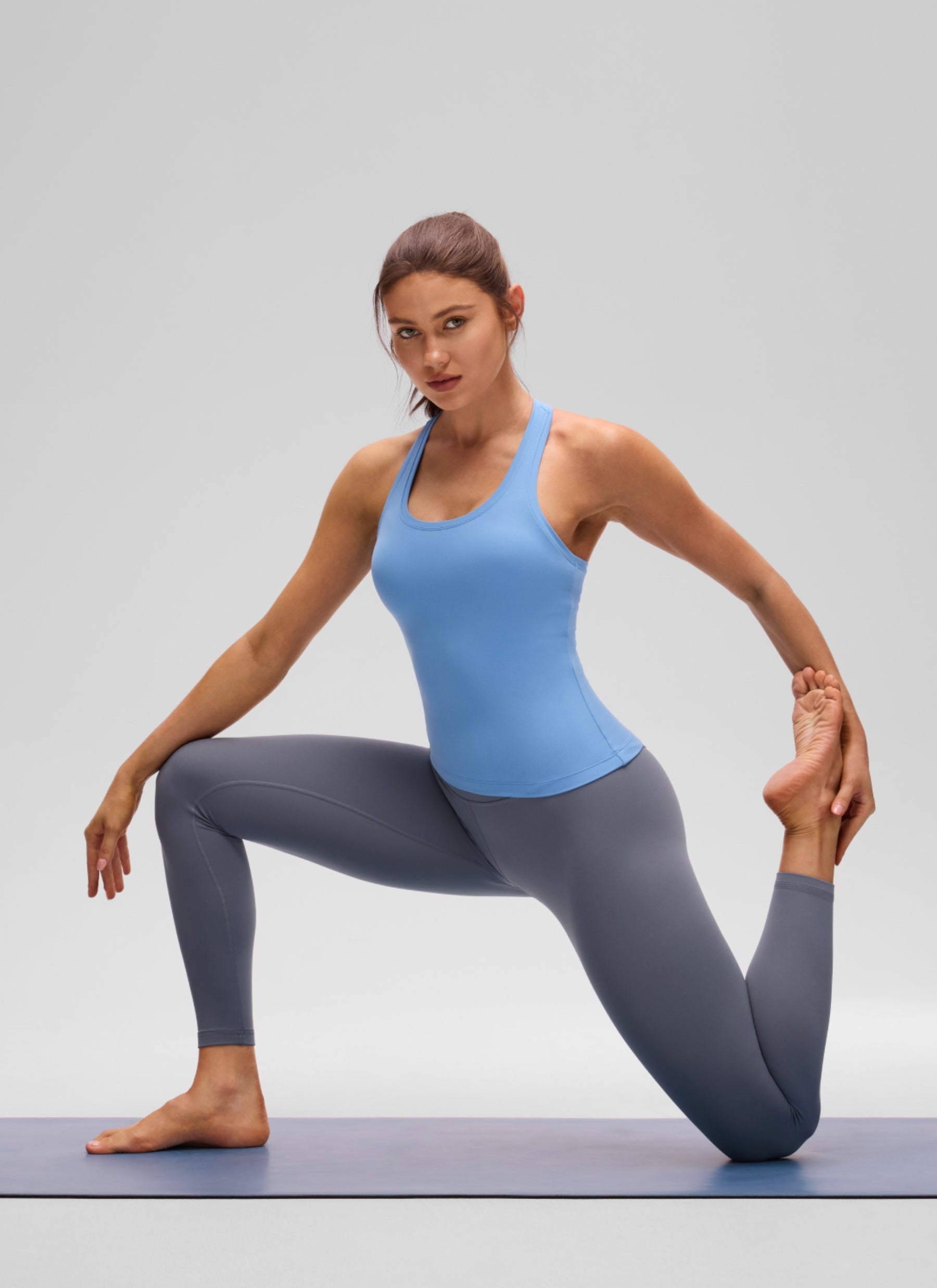 CRZ YOGA Butterluxe Camiseta sin Mangas con Espalda Cruzada para Mujer Fiesta Azul