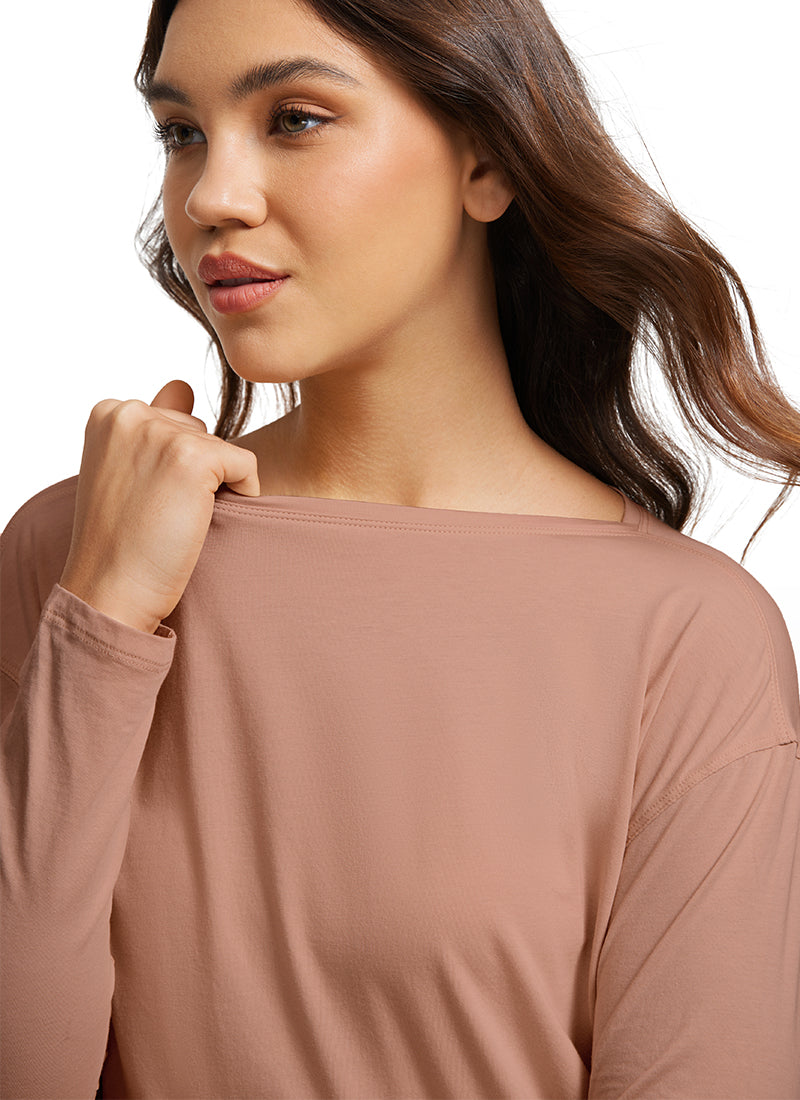 CRZ YOGA Camiseta de Corte Suelto y Pima Cotton con Mangas Largas y Cuello Barco Mousse De Moca