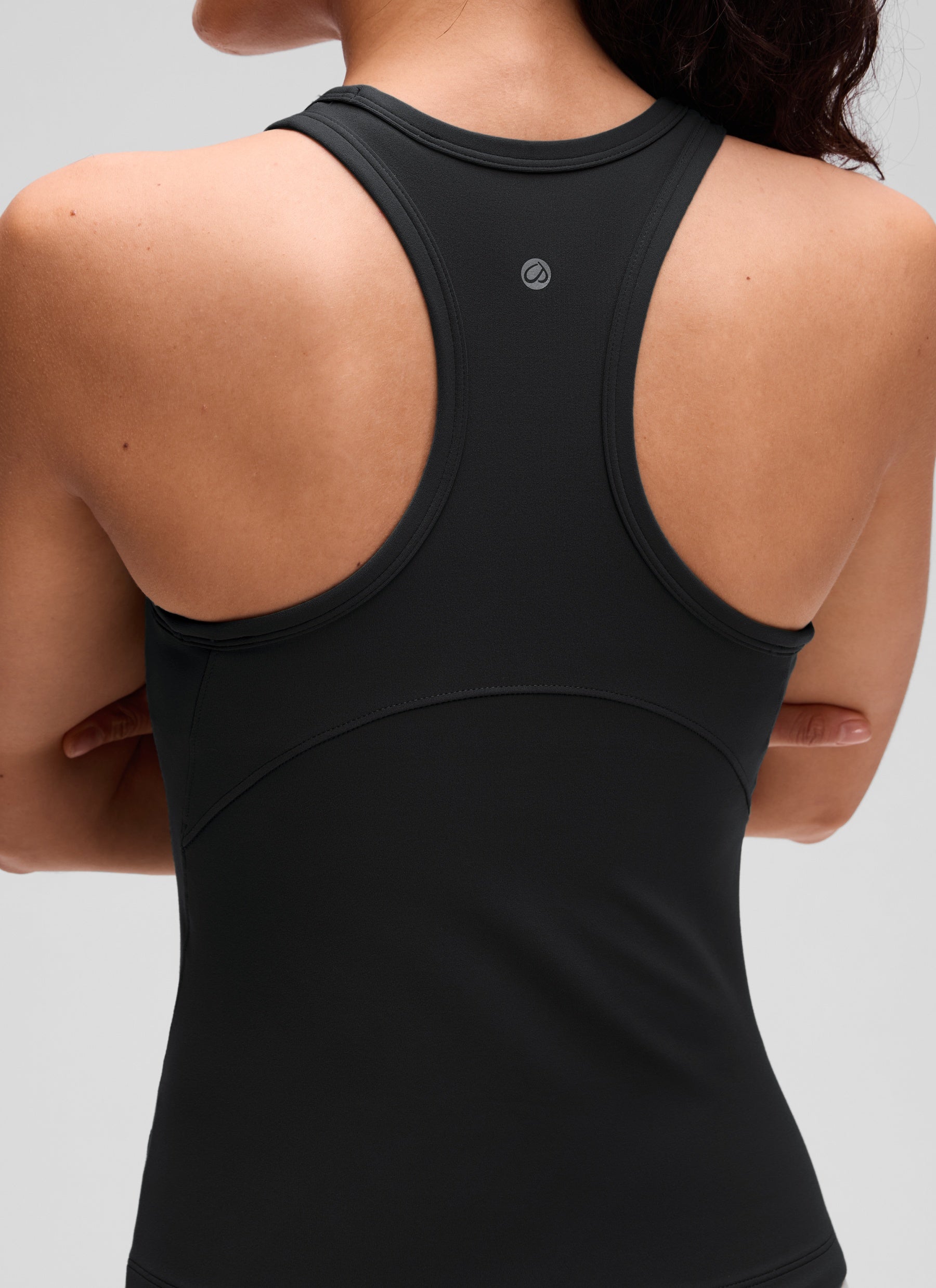 CRZ YOGA Blusas de yoga Corte ajustado Butterluxe Tank Cuello alto Negro