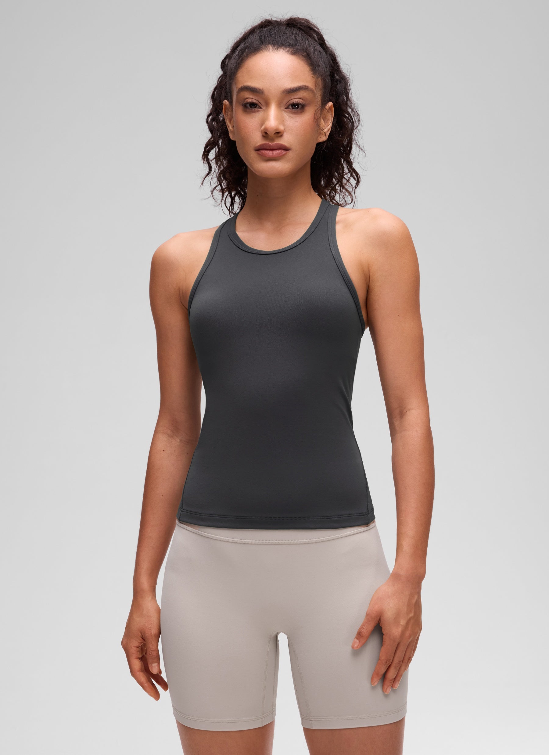 CRZ YOGA Blusas de yoga Corte ajustado Butterluxe Tank Cuello alto Gris misterioso